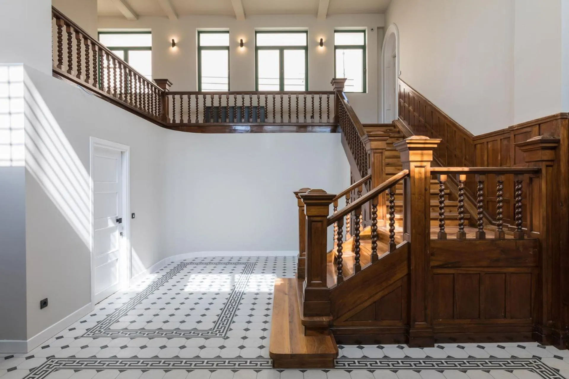 Property building in Klepsydra Urban Suites