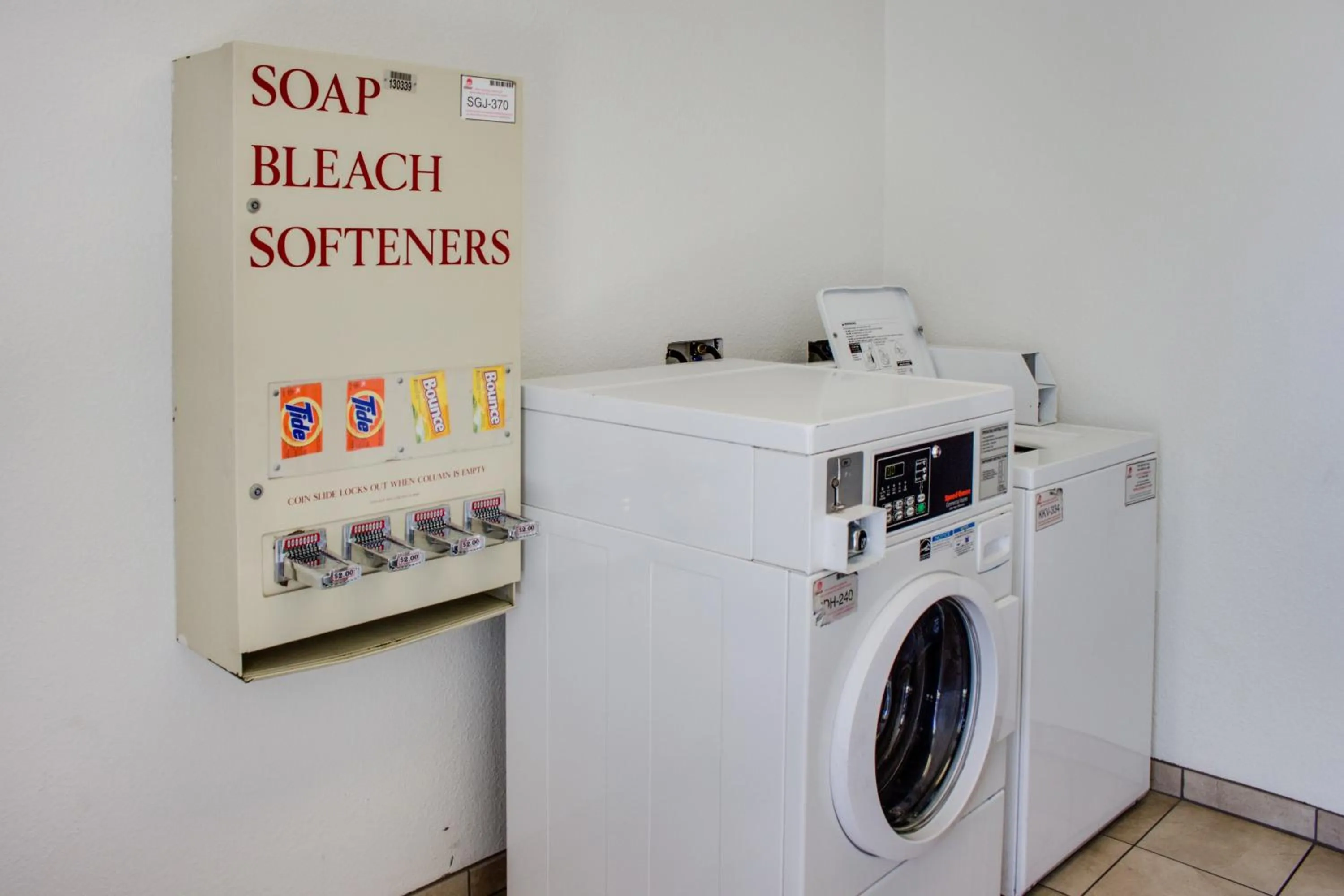 Other in Motel 6-Bakersfield, CA - South