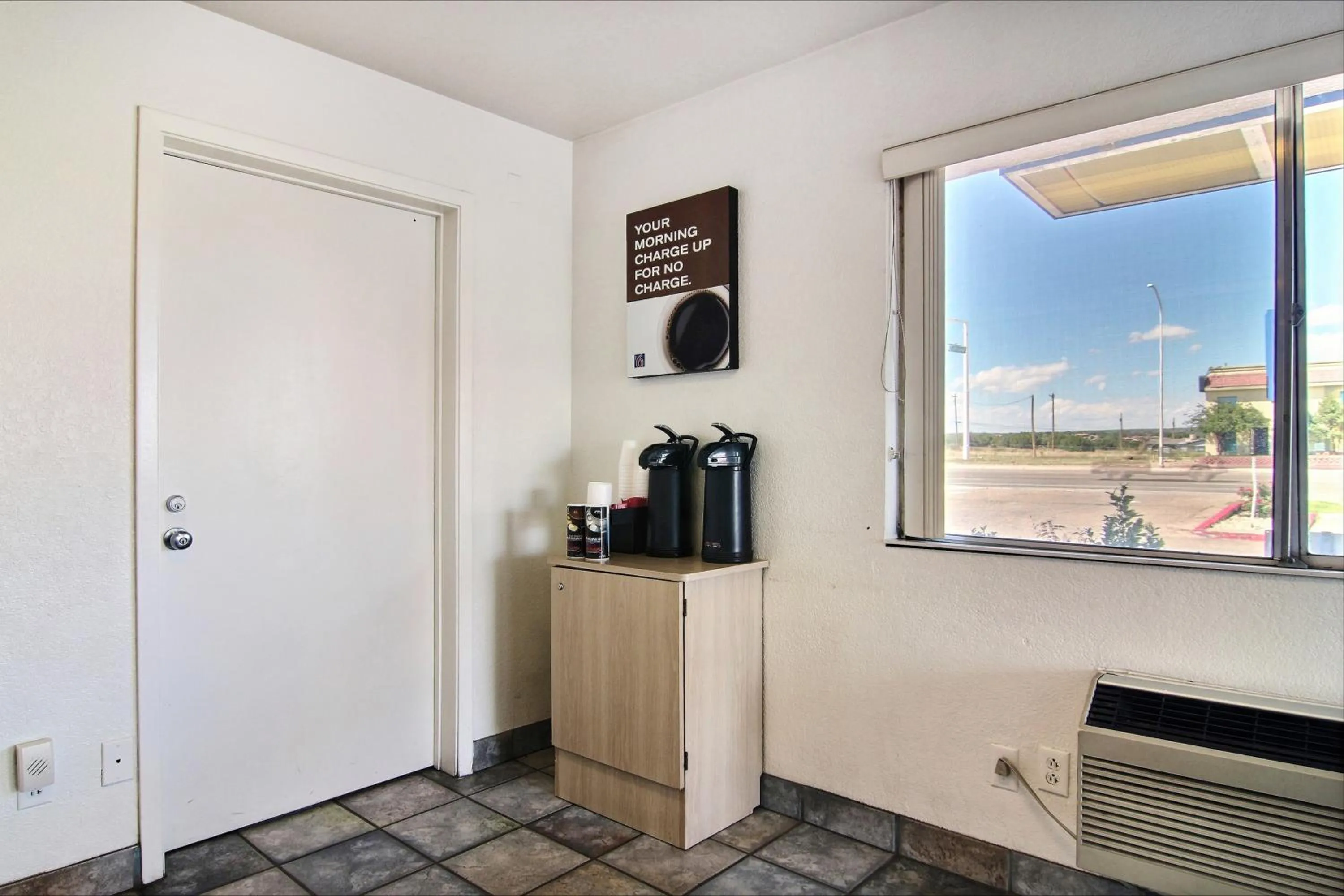 Coffee/tea facilities in Motel 6-Santa Rosa, NM