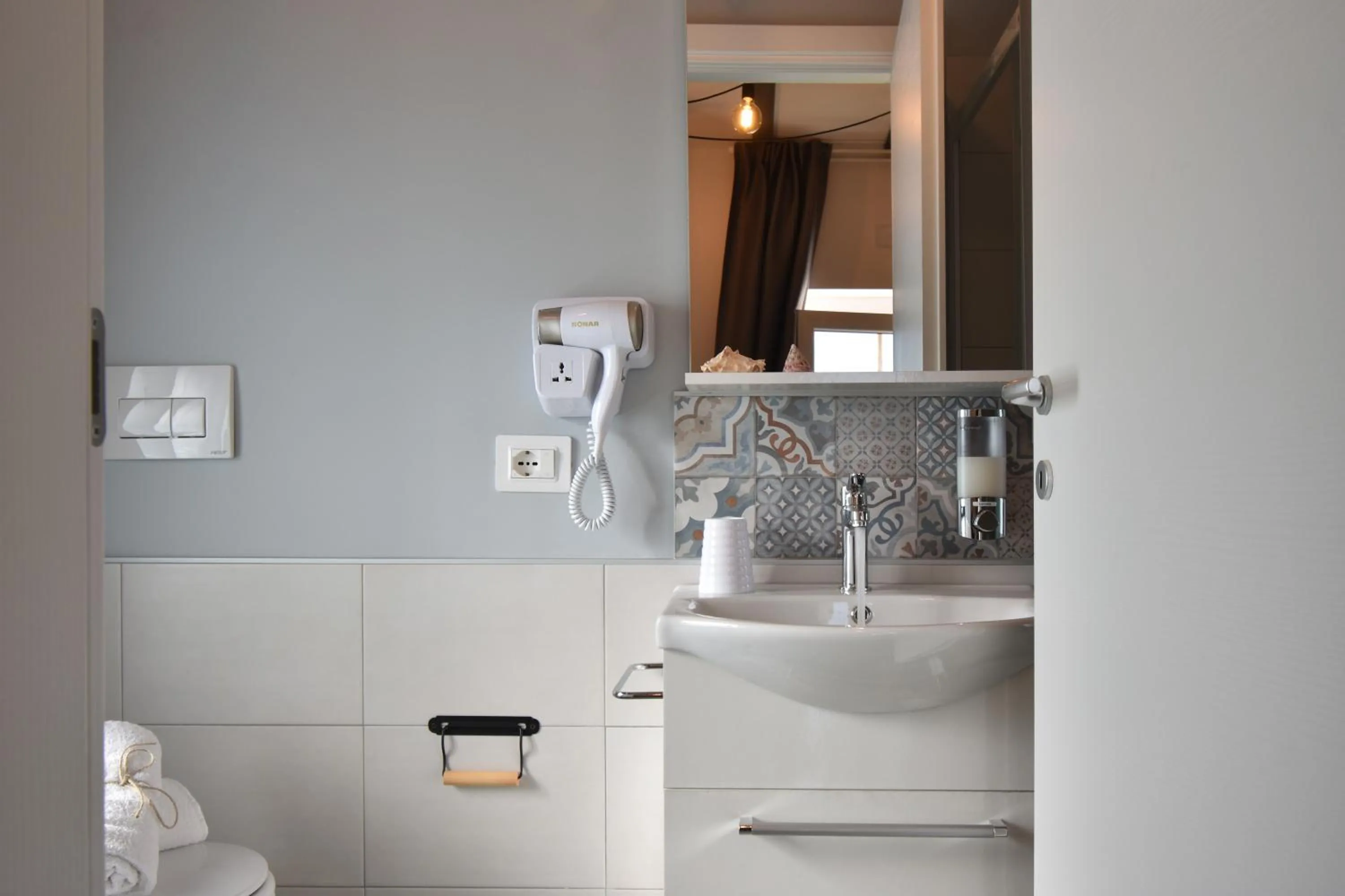 Bathroom in Al Faro Bianco B&B e Residence con parcheggio