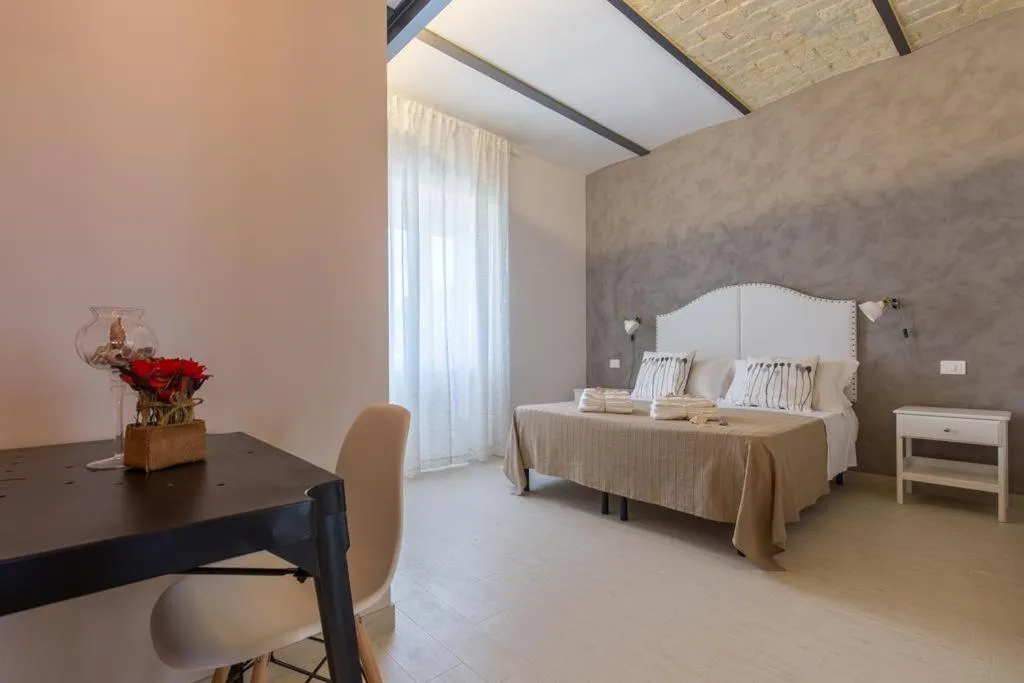 Bedroom, Bed in Al Faro Bianco B&B e Residence con parcheggio