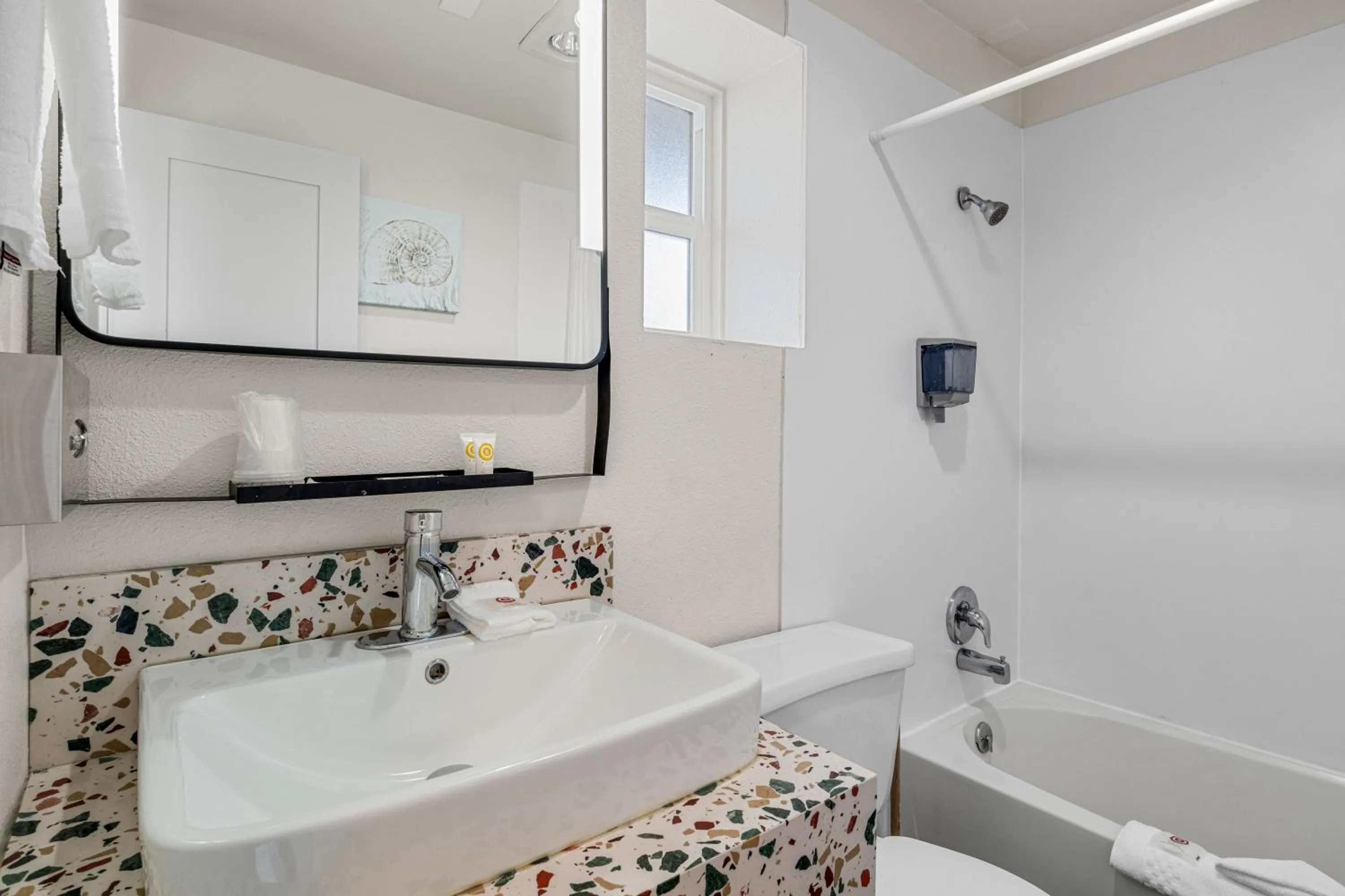 Bathroom in Seagull Beachfront Inn