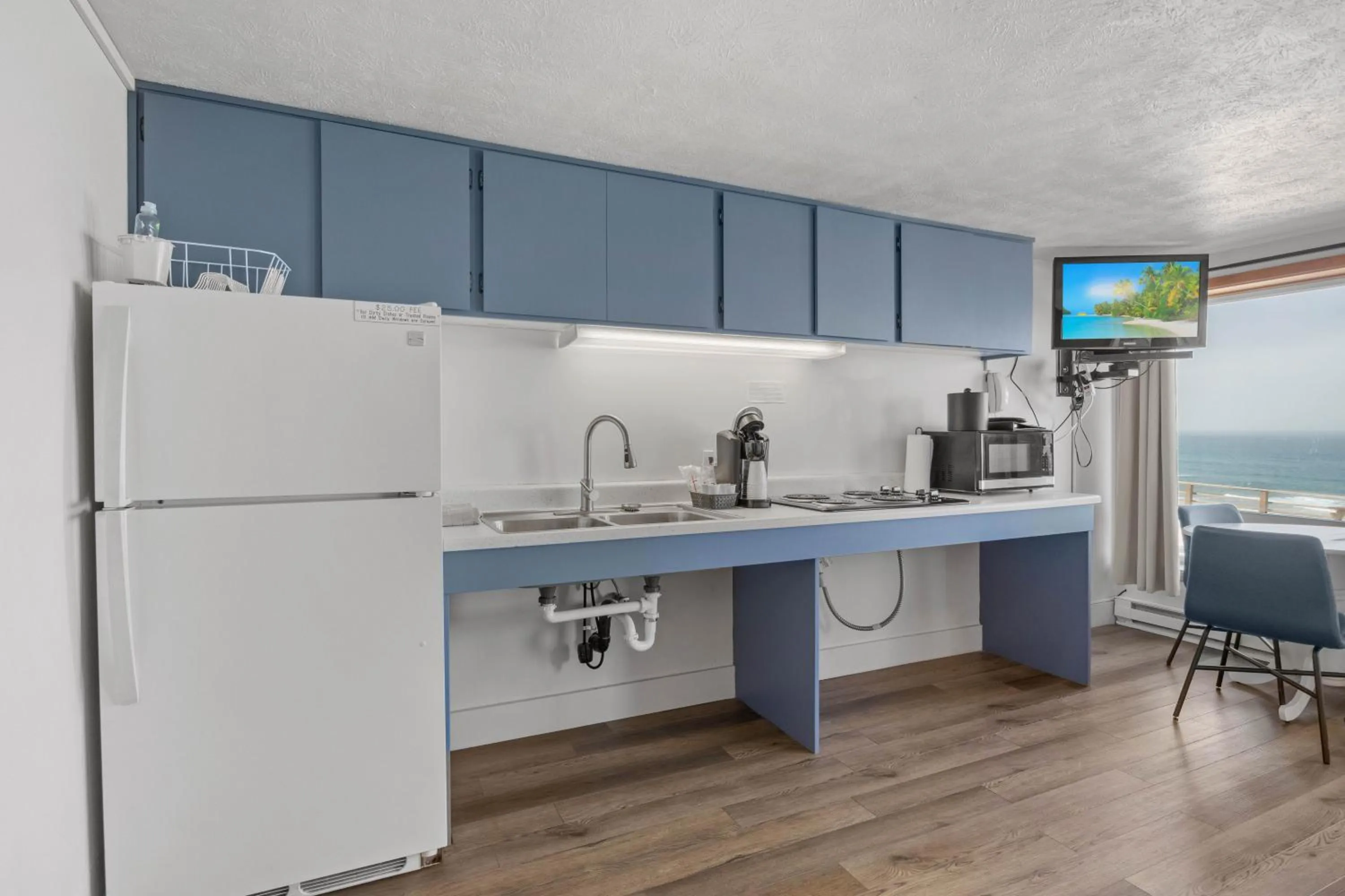 Seagull Beachfront Inn