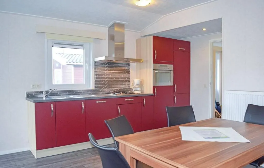 Kitchen or kitchenette in M13 Hotel