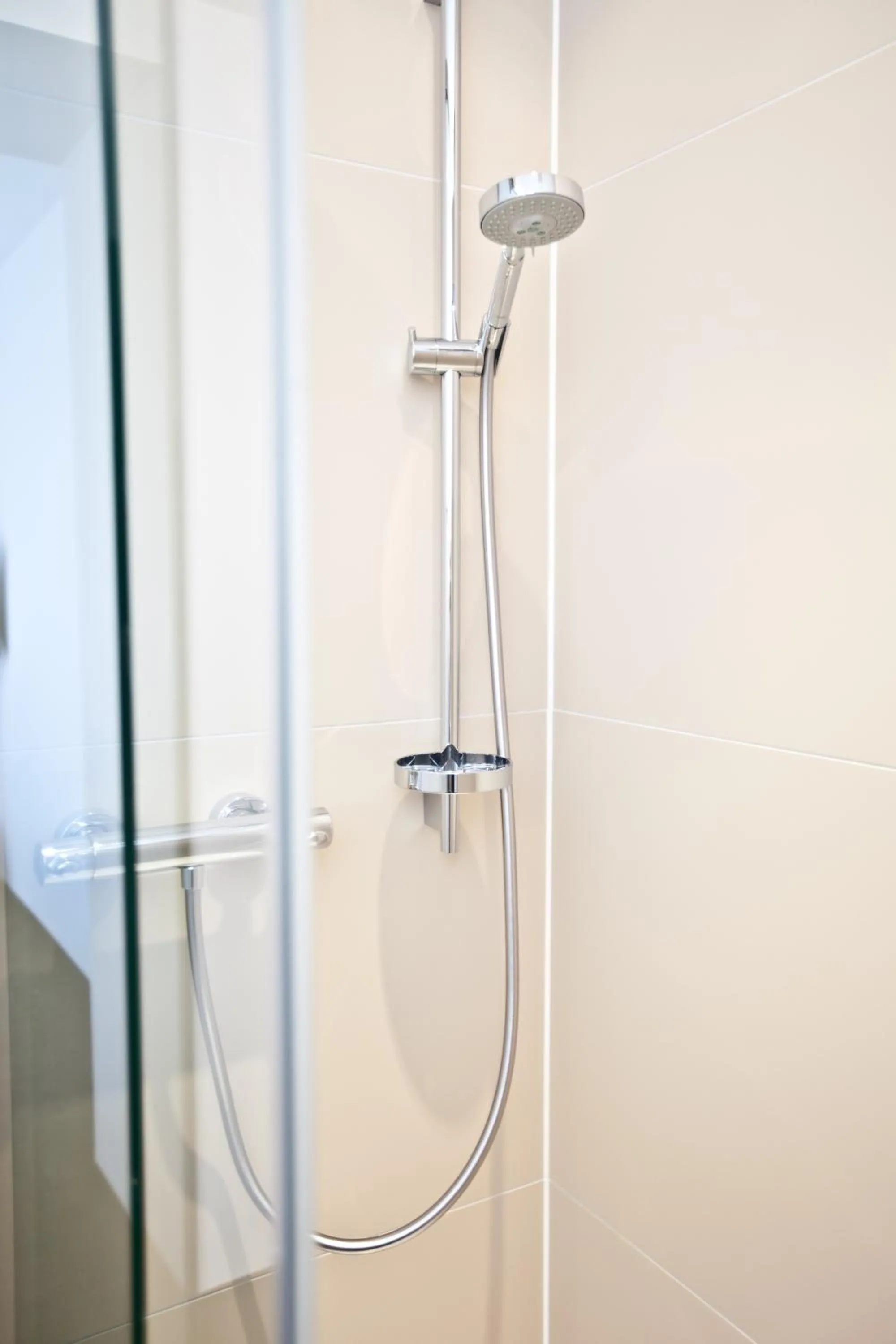 Shower in Goodman's Living