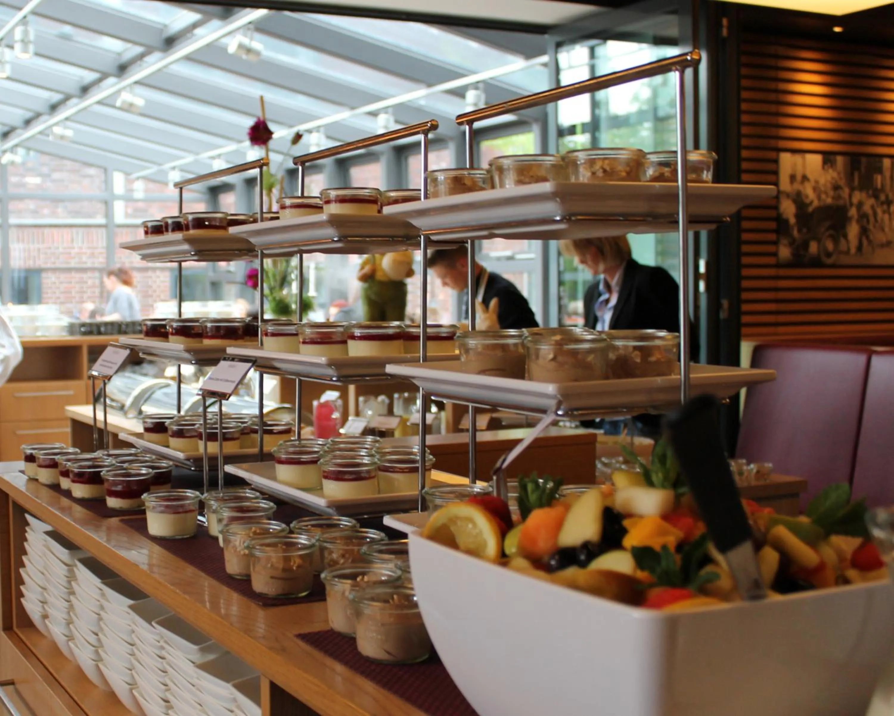 Buffet breakfast in Heiner's Parkhotel