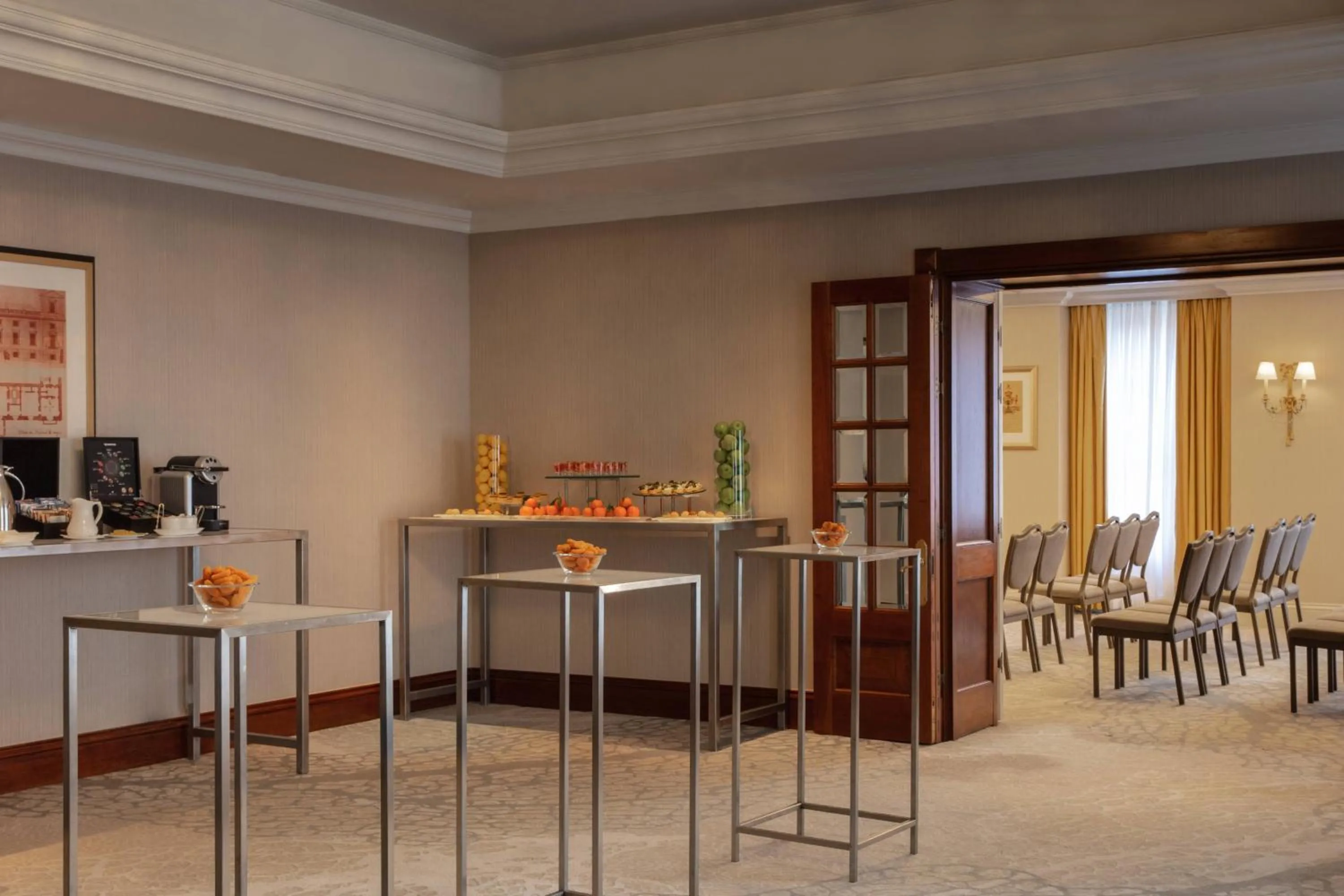 Meeting/conference room in JW Marriott Grosvenor House London