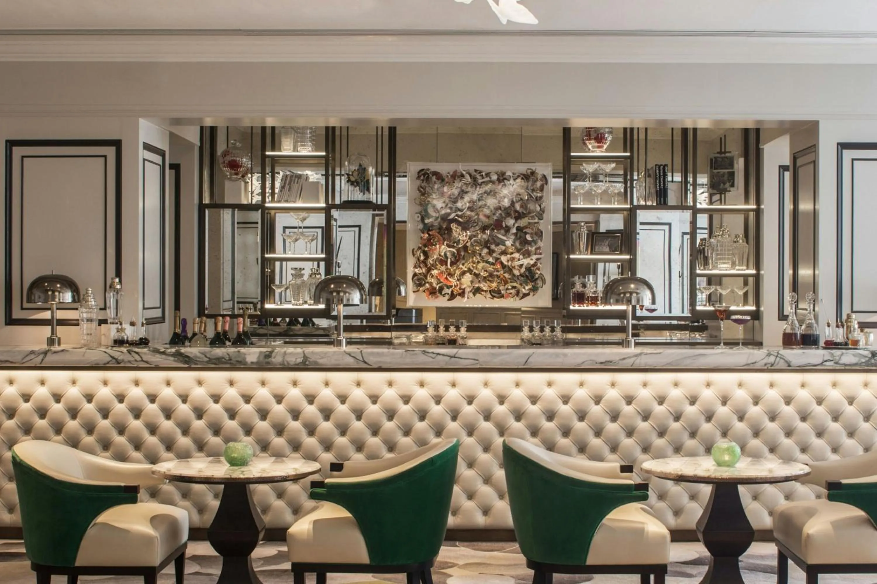 Lounge or bar in JW Marriott Grosvenor House London