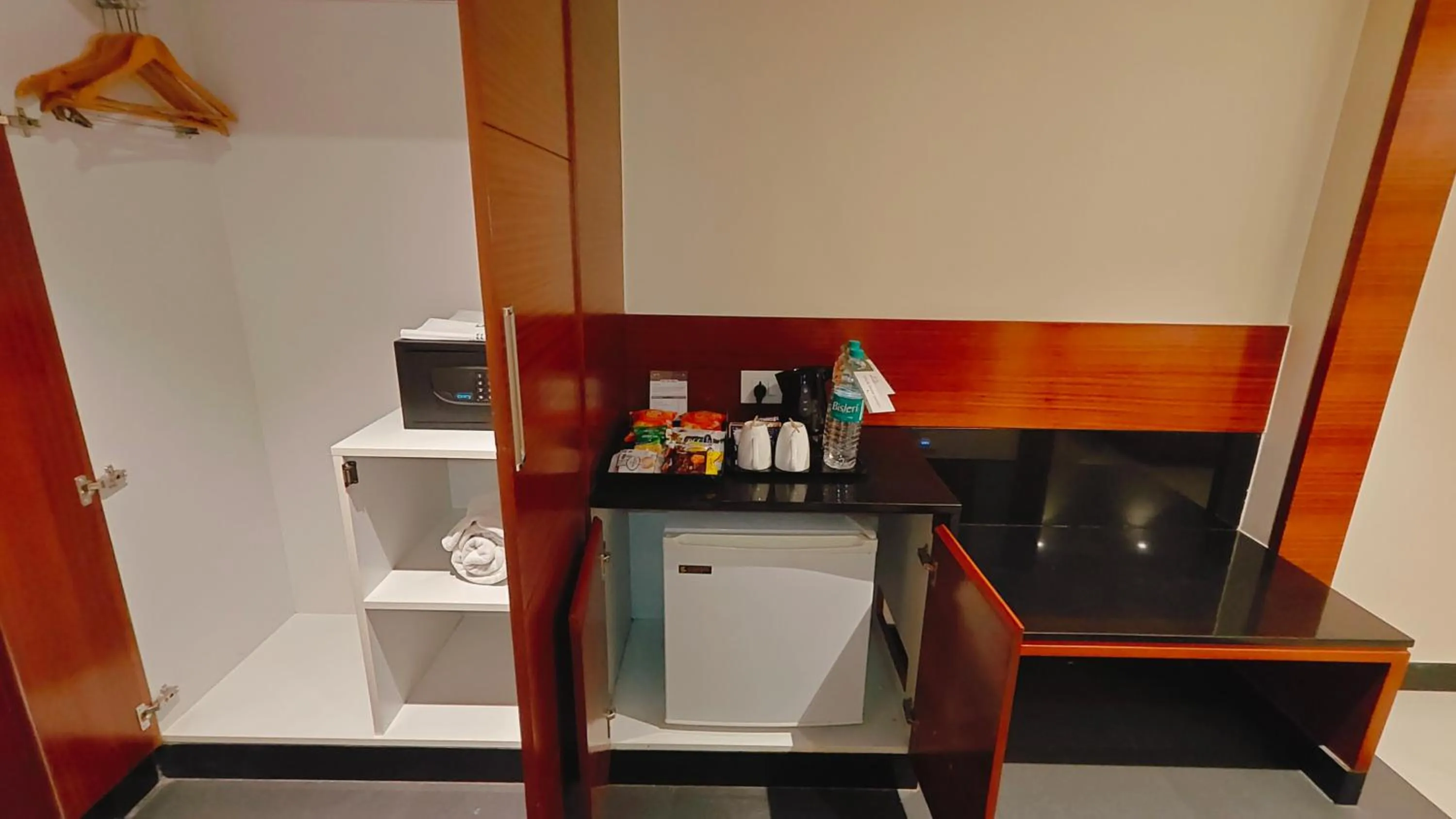 Coffee/tea facilities in MM Legacy - A Bergamont Hotel, Kanchipuram