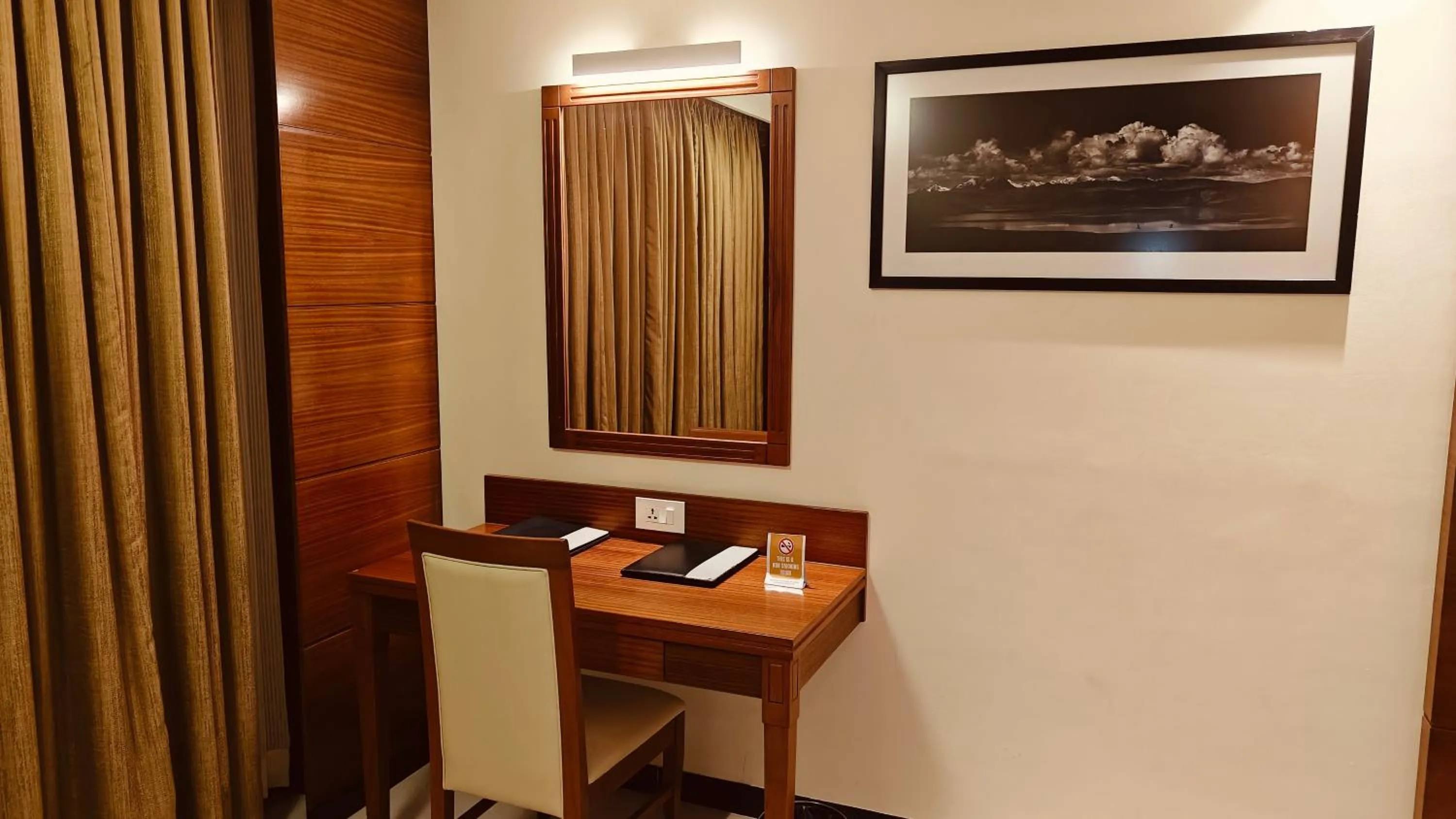 Seating area in MM Legacy - A Bergamont Hotel, Kanchipuram