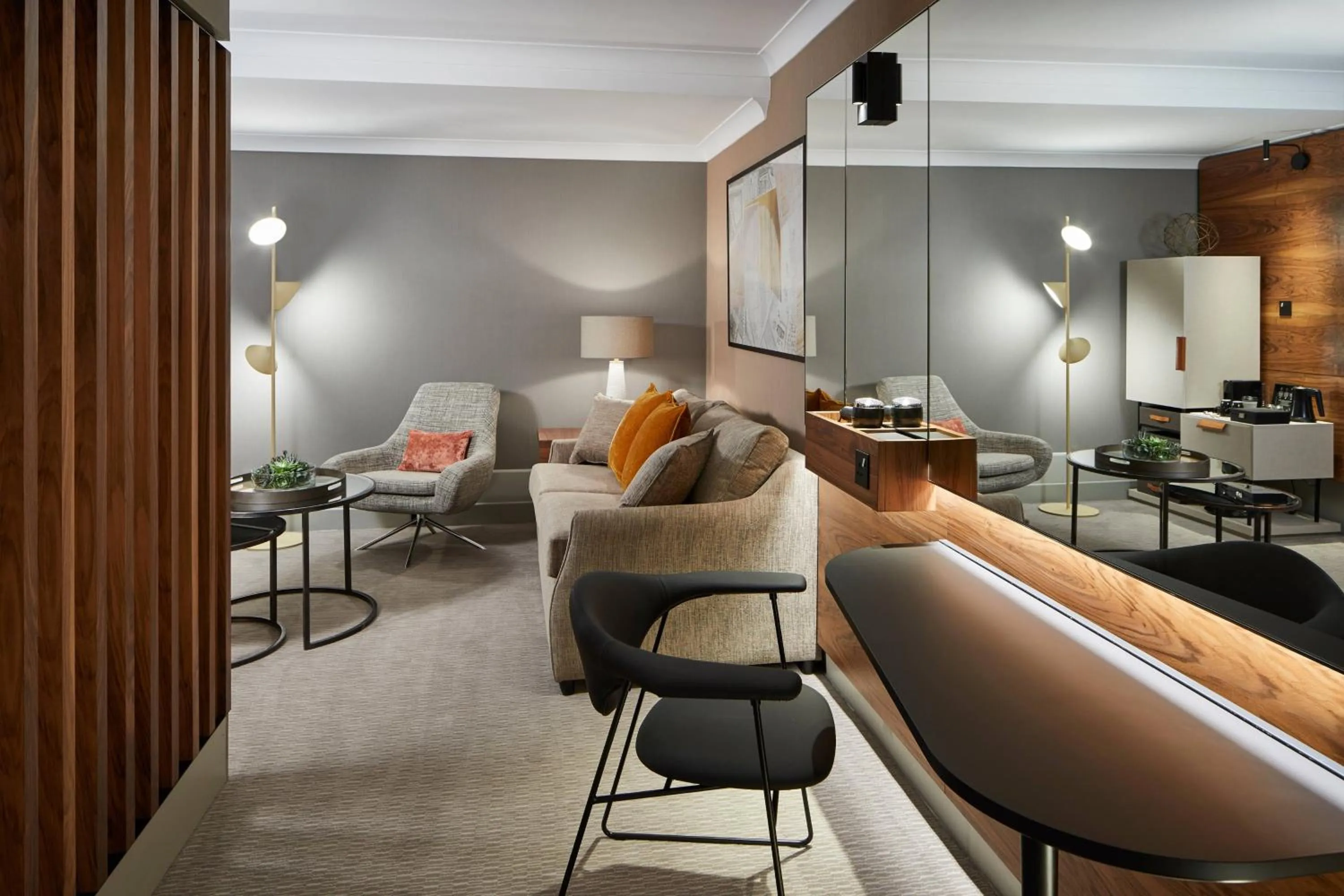 Bedroom in London Marriott Hotel Kensington