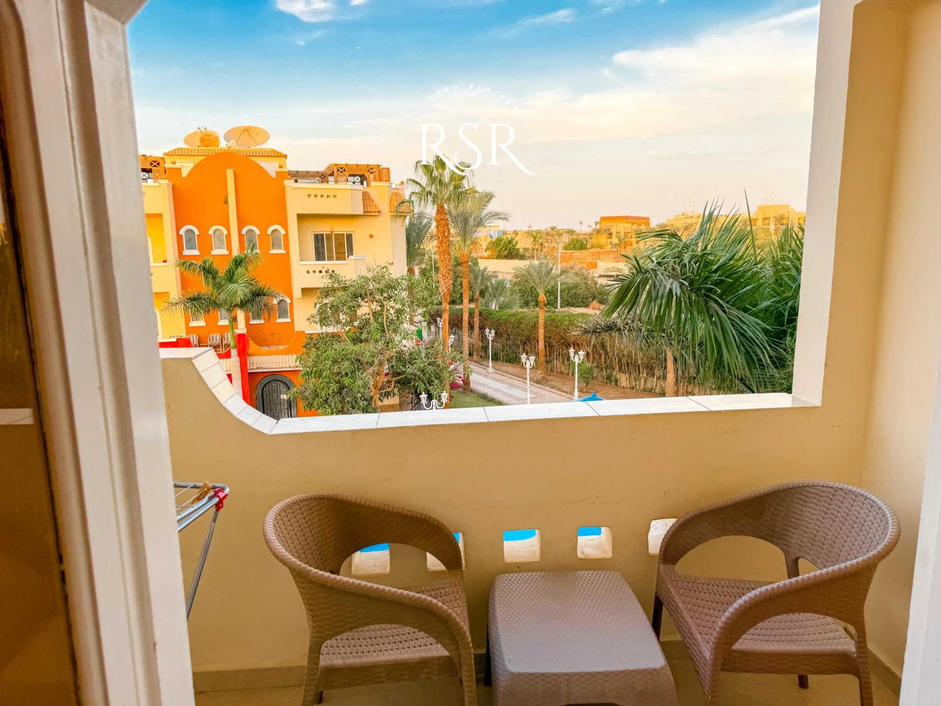Balcony/Terrace in Green Garden Resort