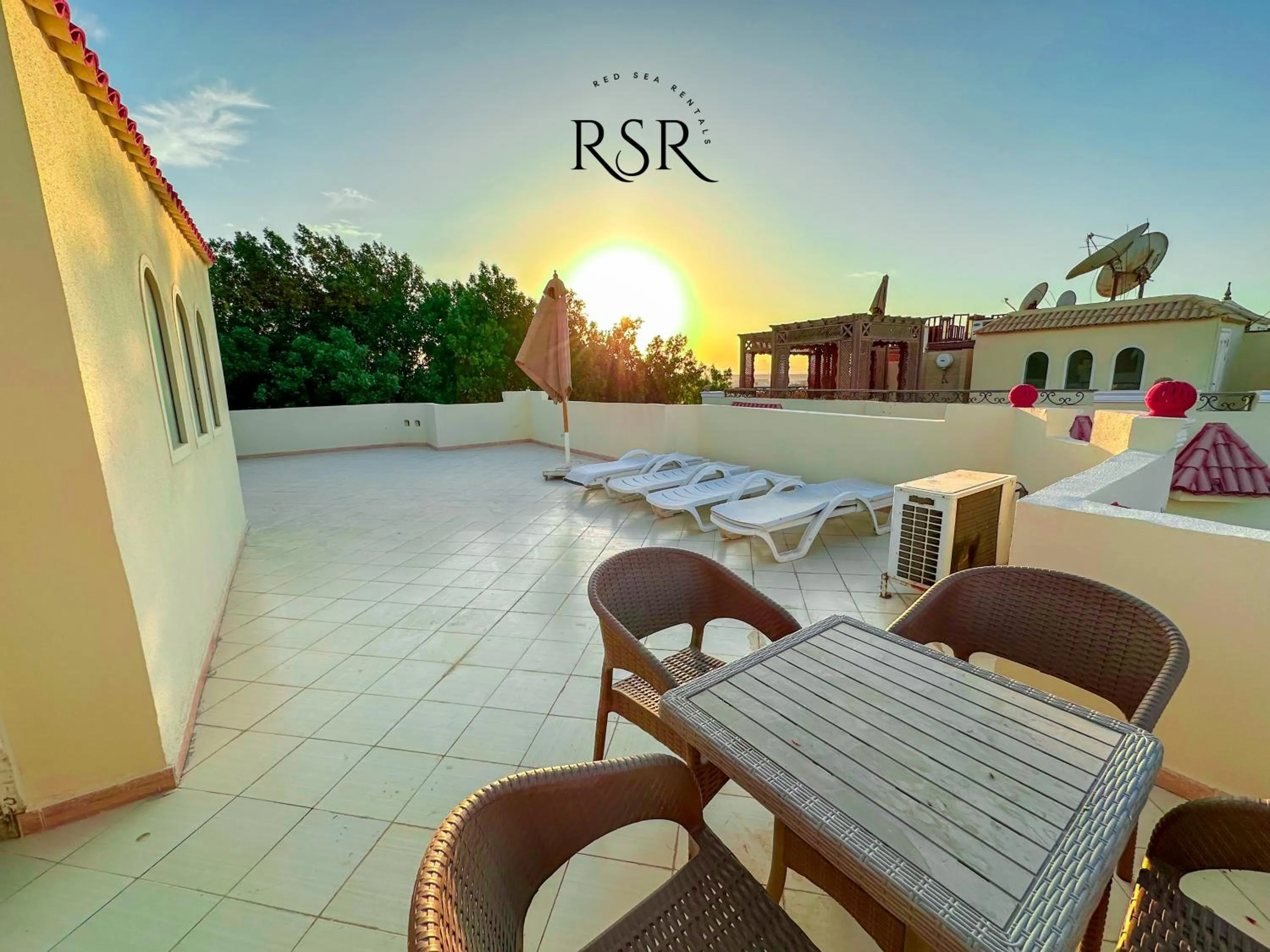 Balcony/Terrace in Green Garden Resort