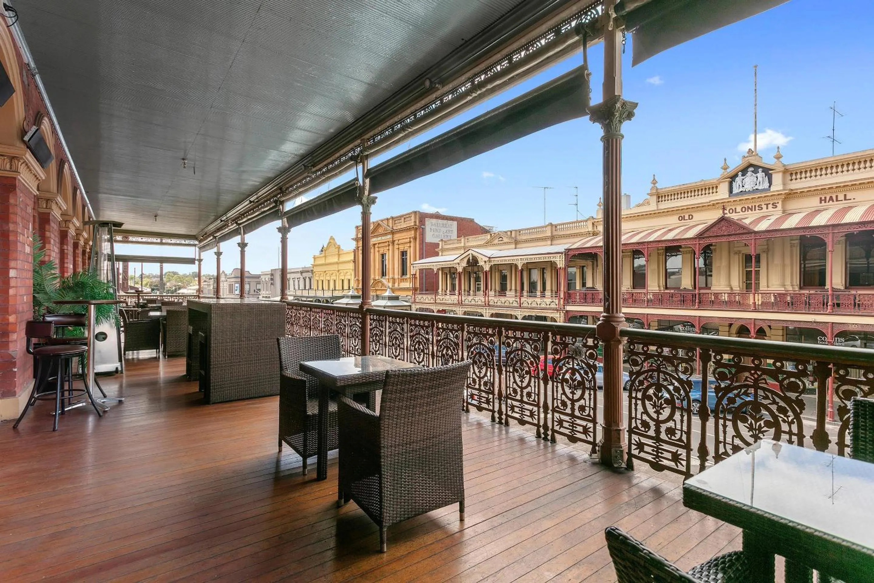 Bedroom in Quality Inn The George Hotel Ballarat