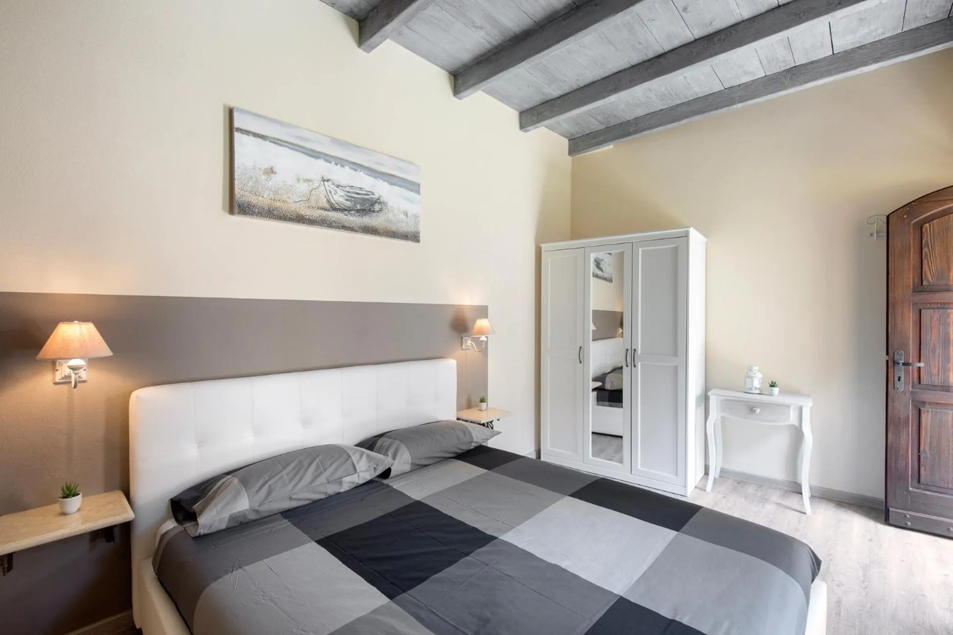 Photo of the whole room, Bed in B&B Magnolia