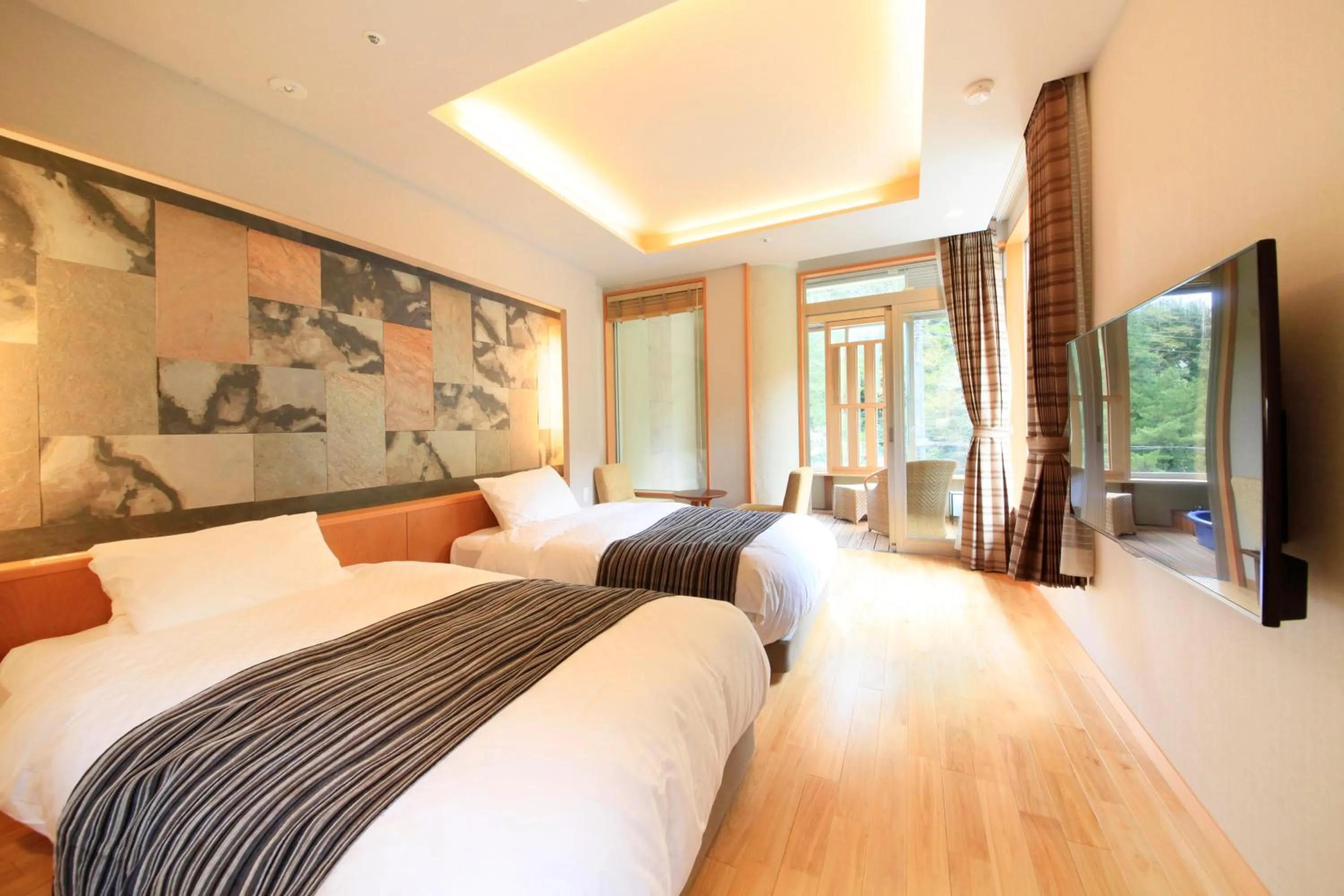 Bedroom, Bed in Hotel Okada