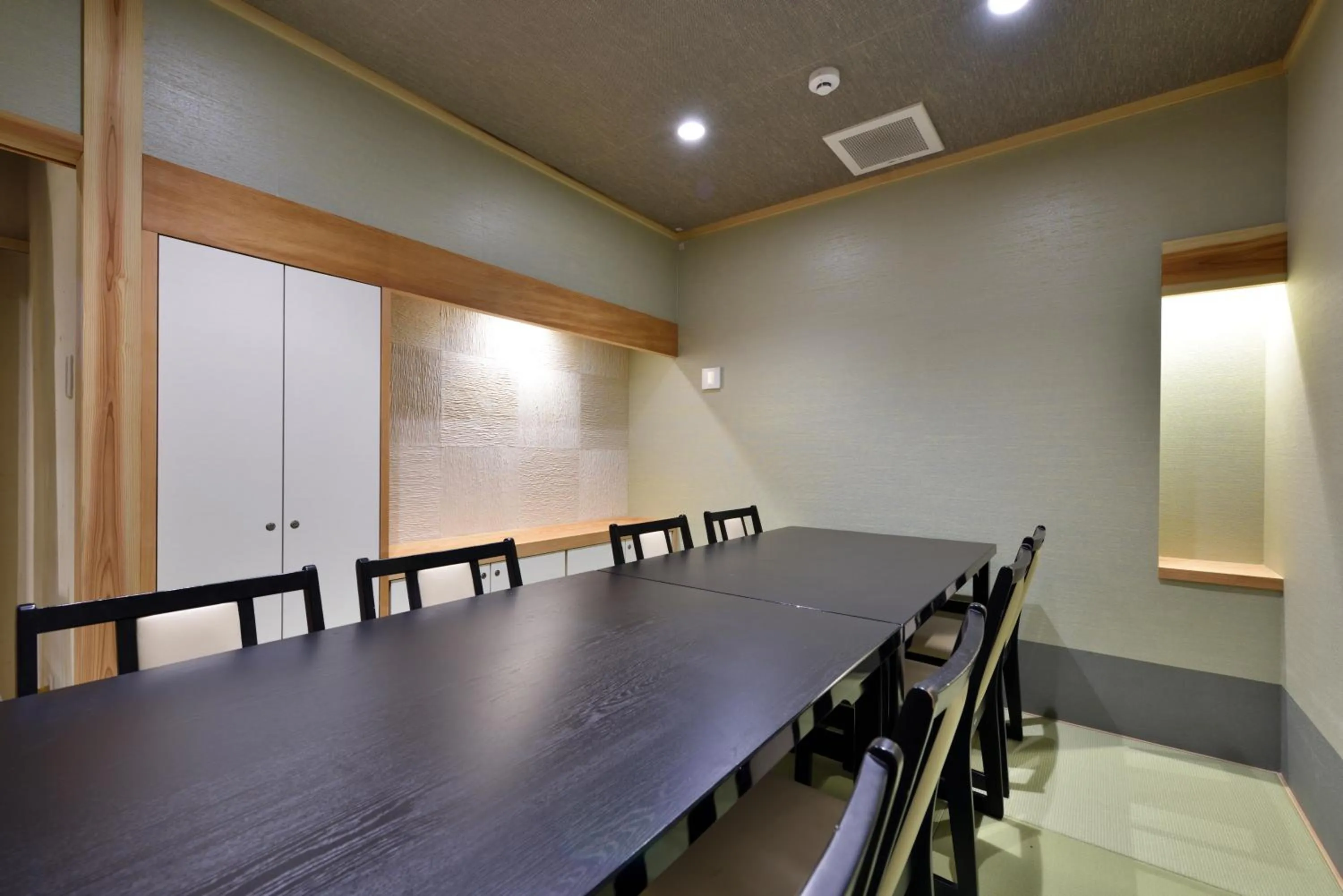 Restaurant/places to eat in Hotel Hanakomichi