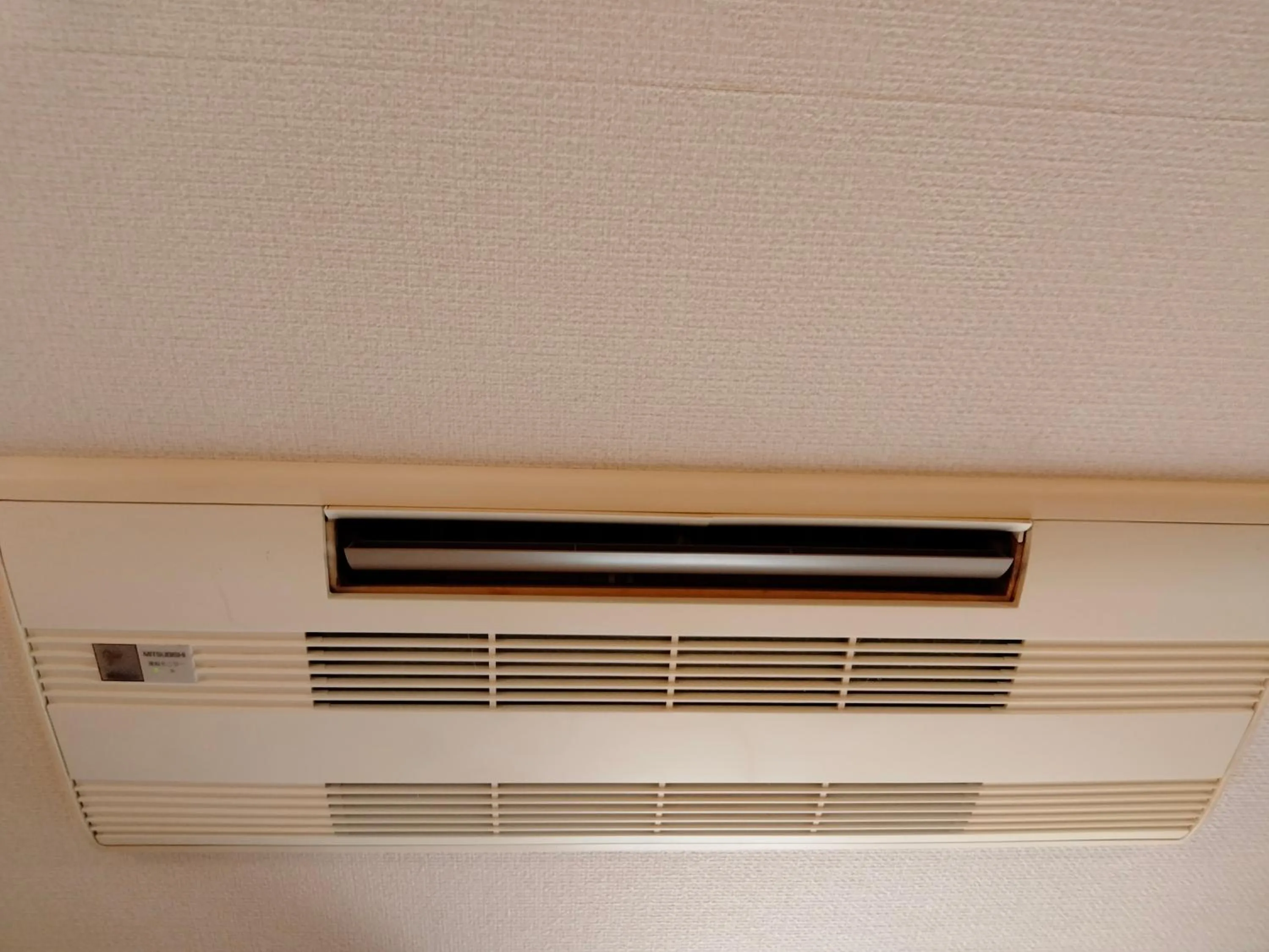 air conditioner in Hotel Hanakomichi