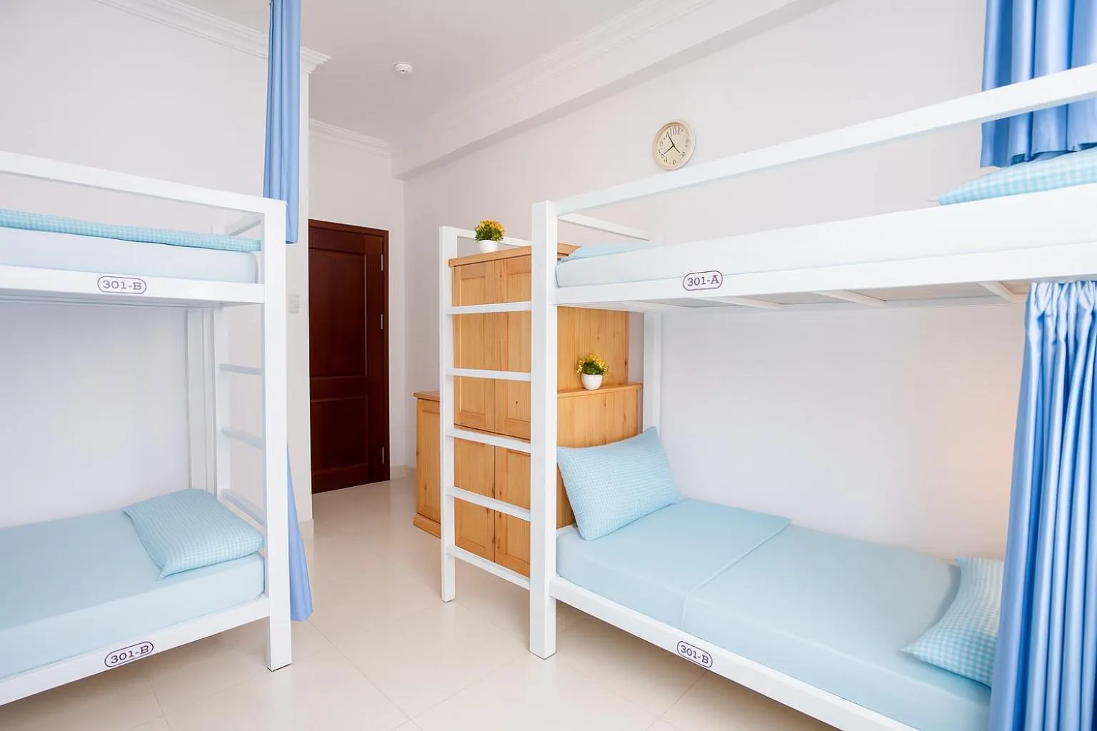 bunk bed, Bed in Phan Anh Hotel - Bui Vien Walking Street