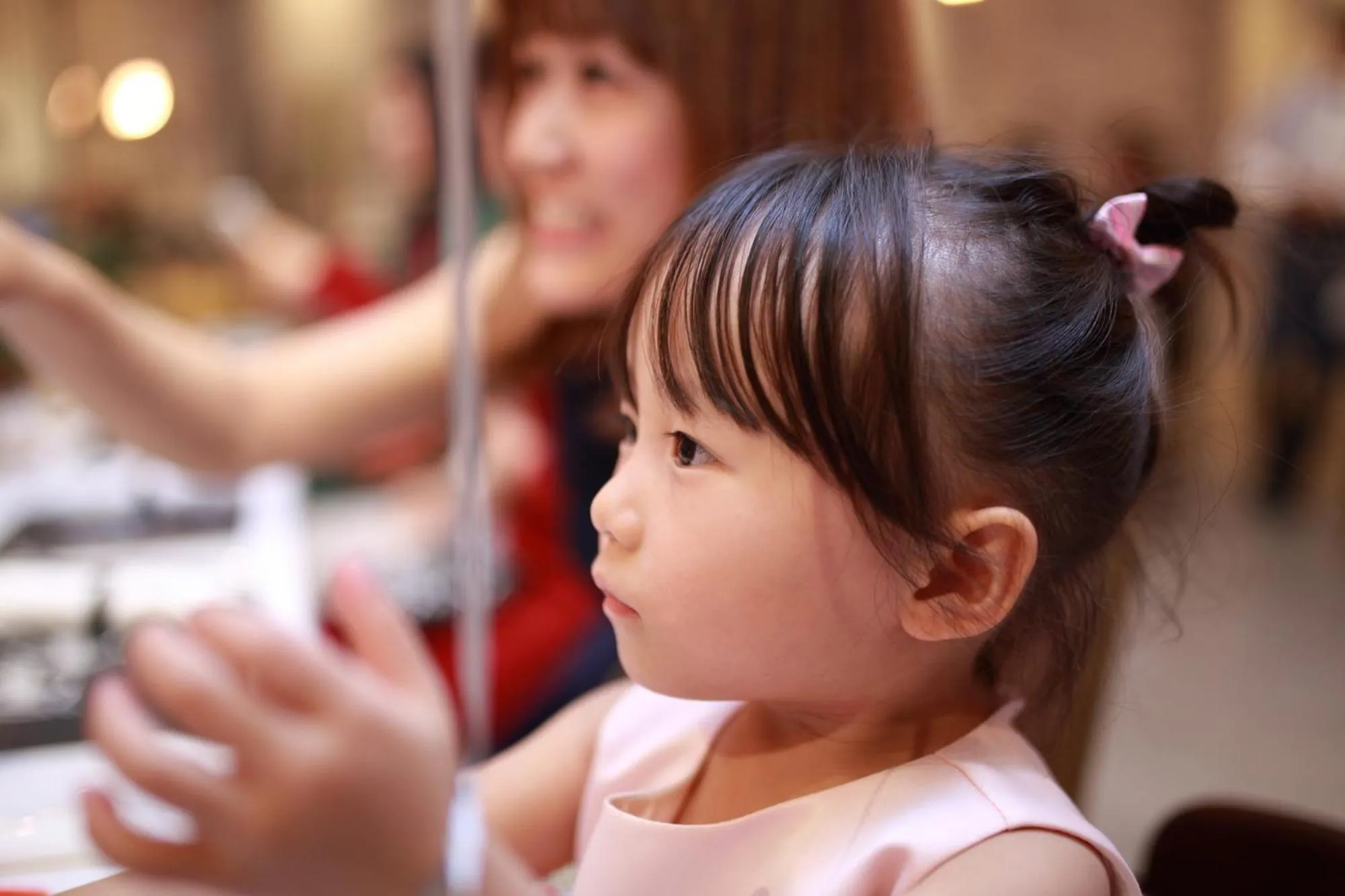 Other, Children in Royal Hotel Munakata