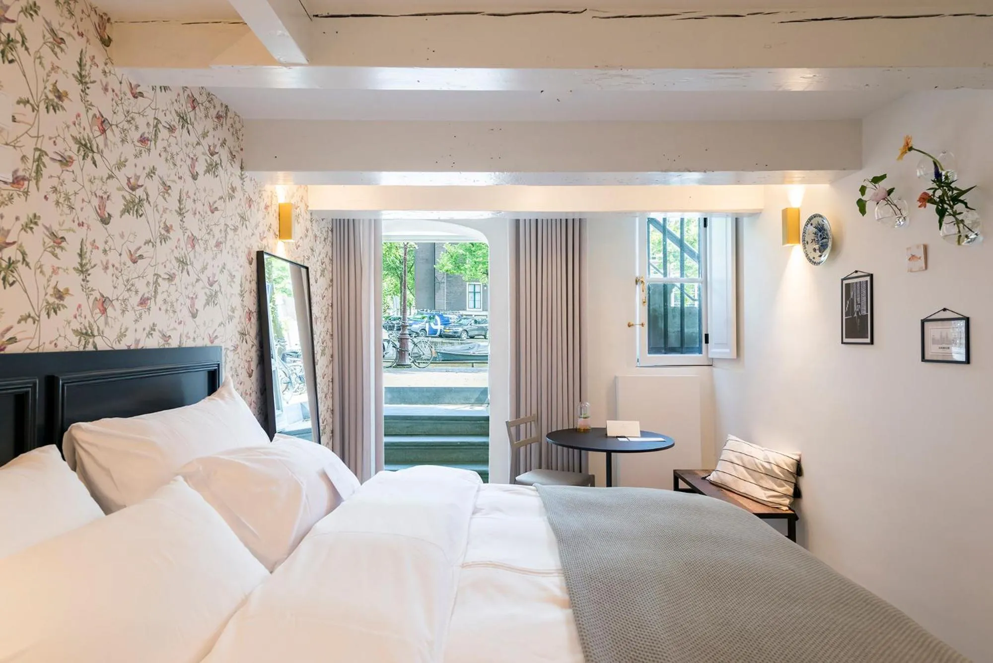 Bed in Milkhouse Luxury Stay Amsterdam