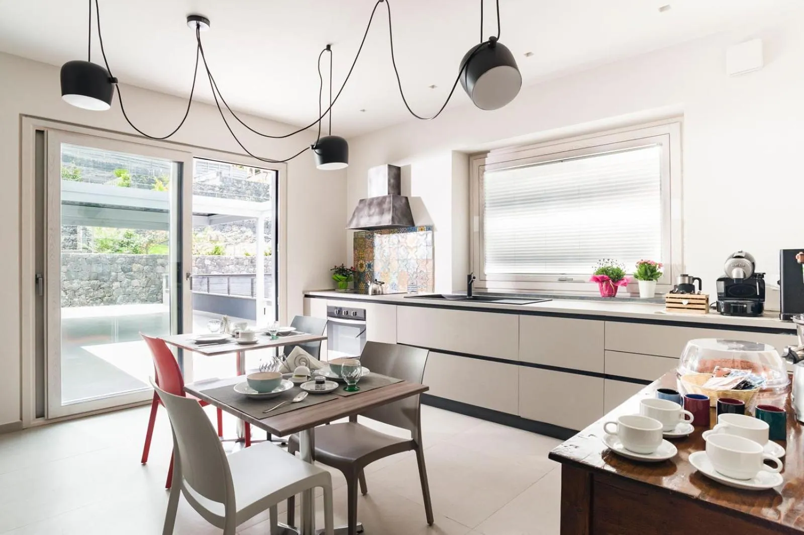 Communal kitchen in B&B Etna Dream