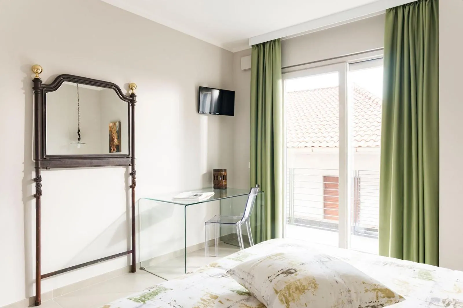 TV and multimedia, Bed in B&B Etna Dream