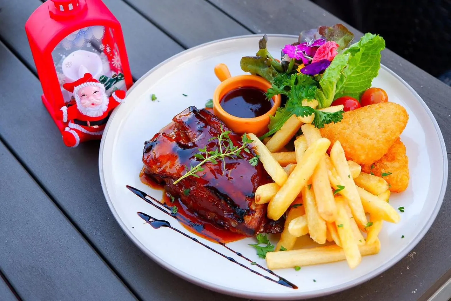 Food and drinks in Zensala Riverpark Resort-SHA Extra Plus