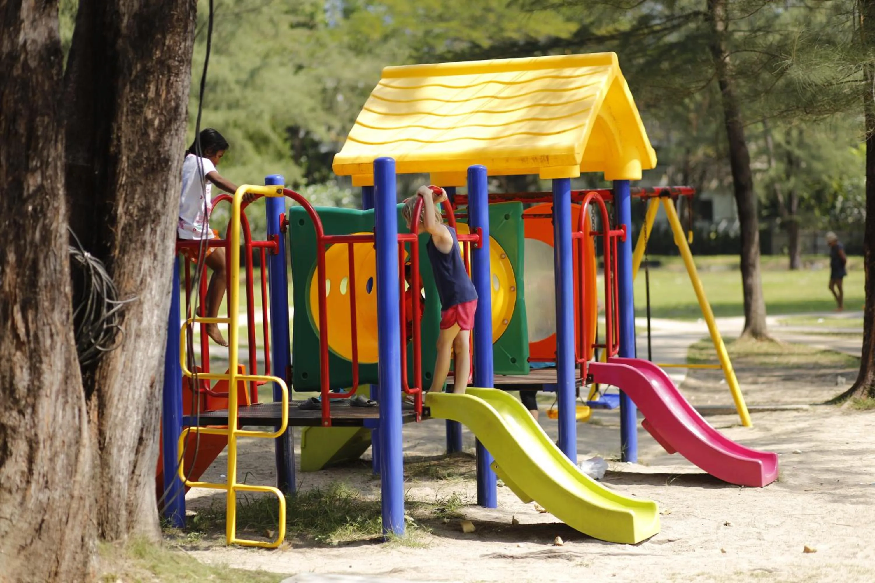 Restaurant/places to eat in Baan Kamala Fantasea Hotel