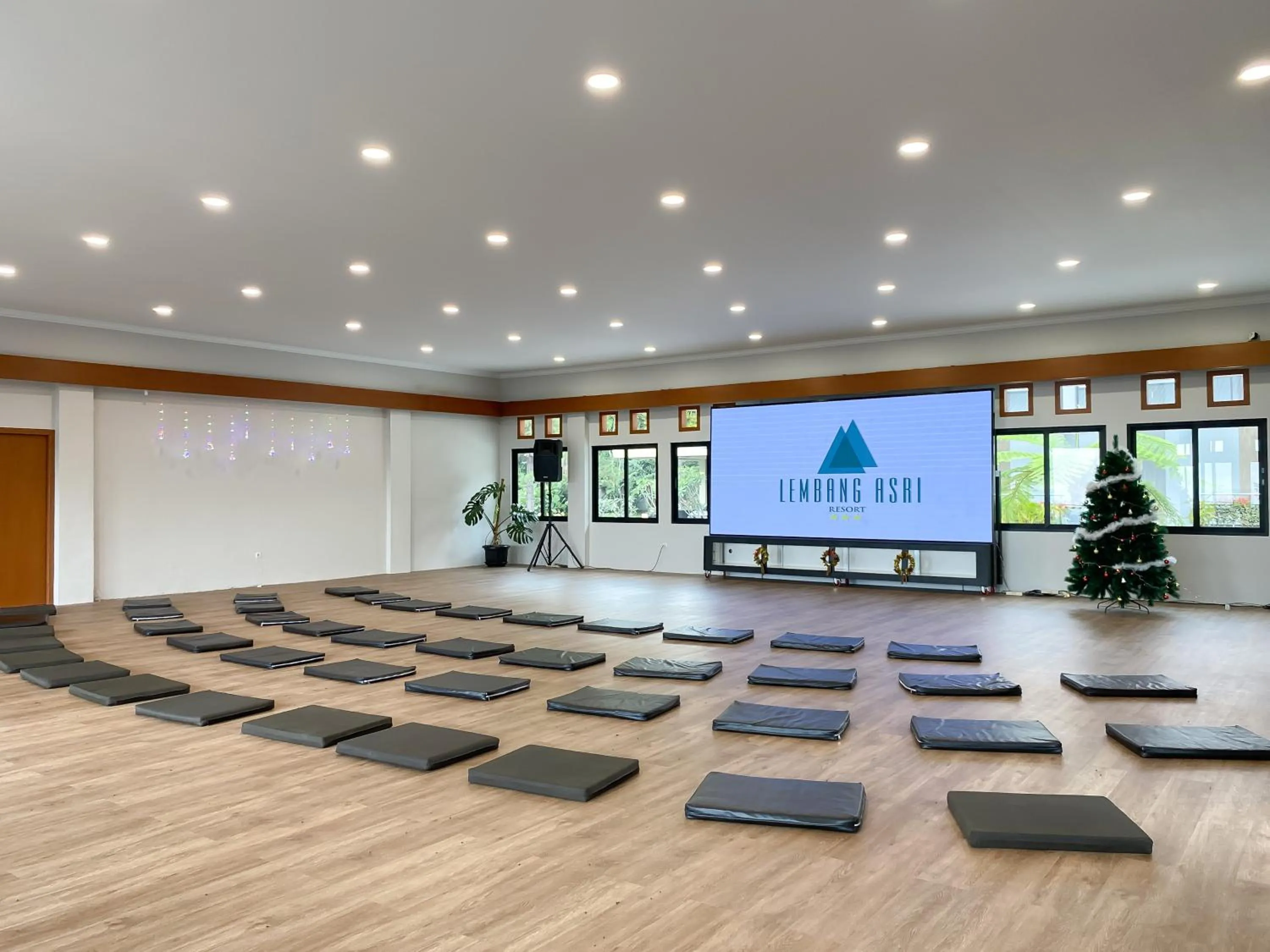 Meeting/conference room in Lembang Asri Resort