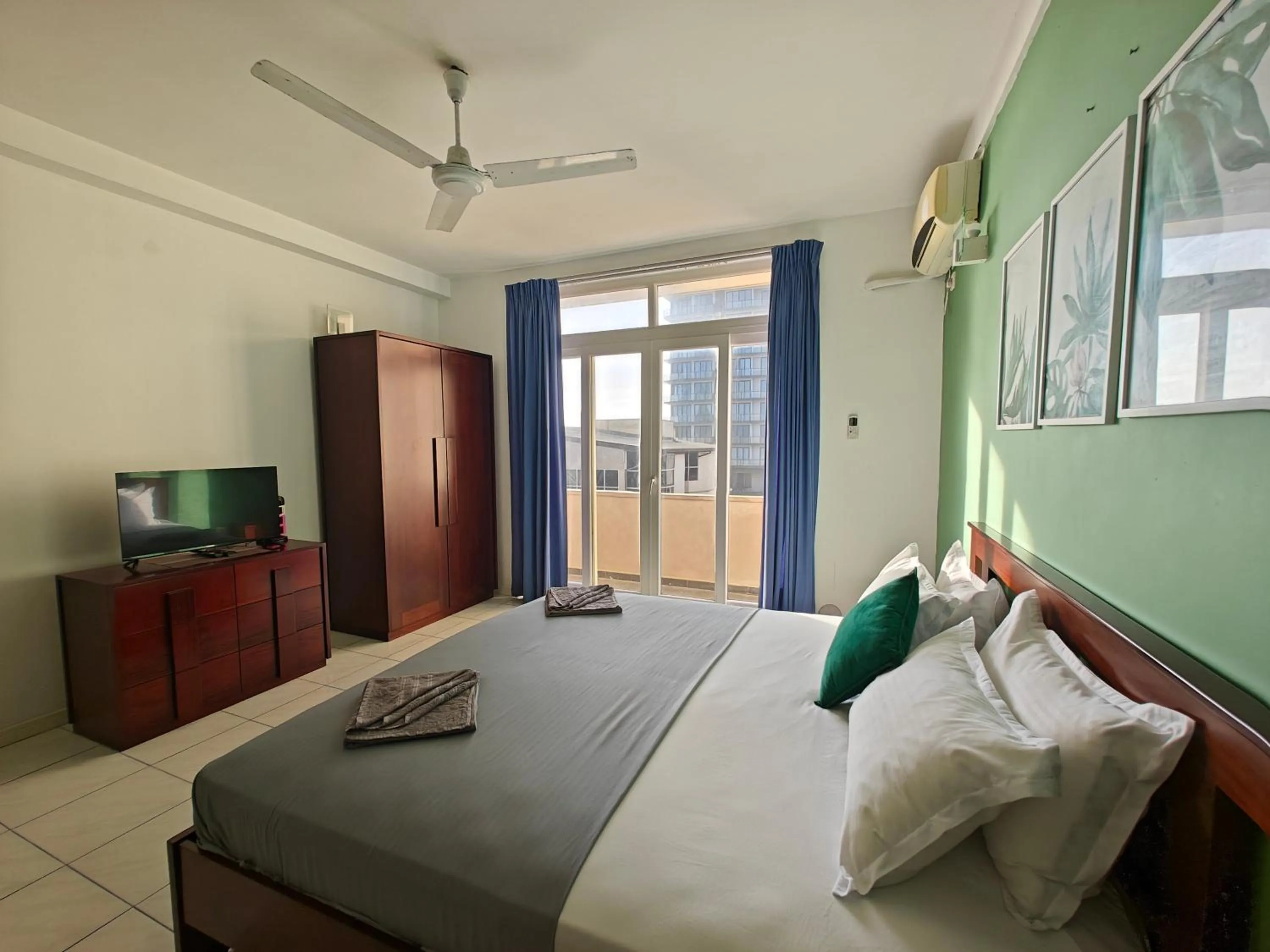 Bed in Palmyrah Residencies