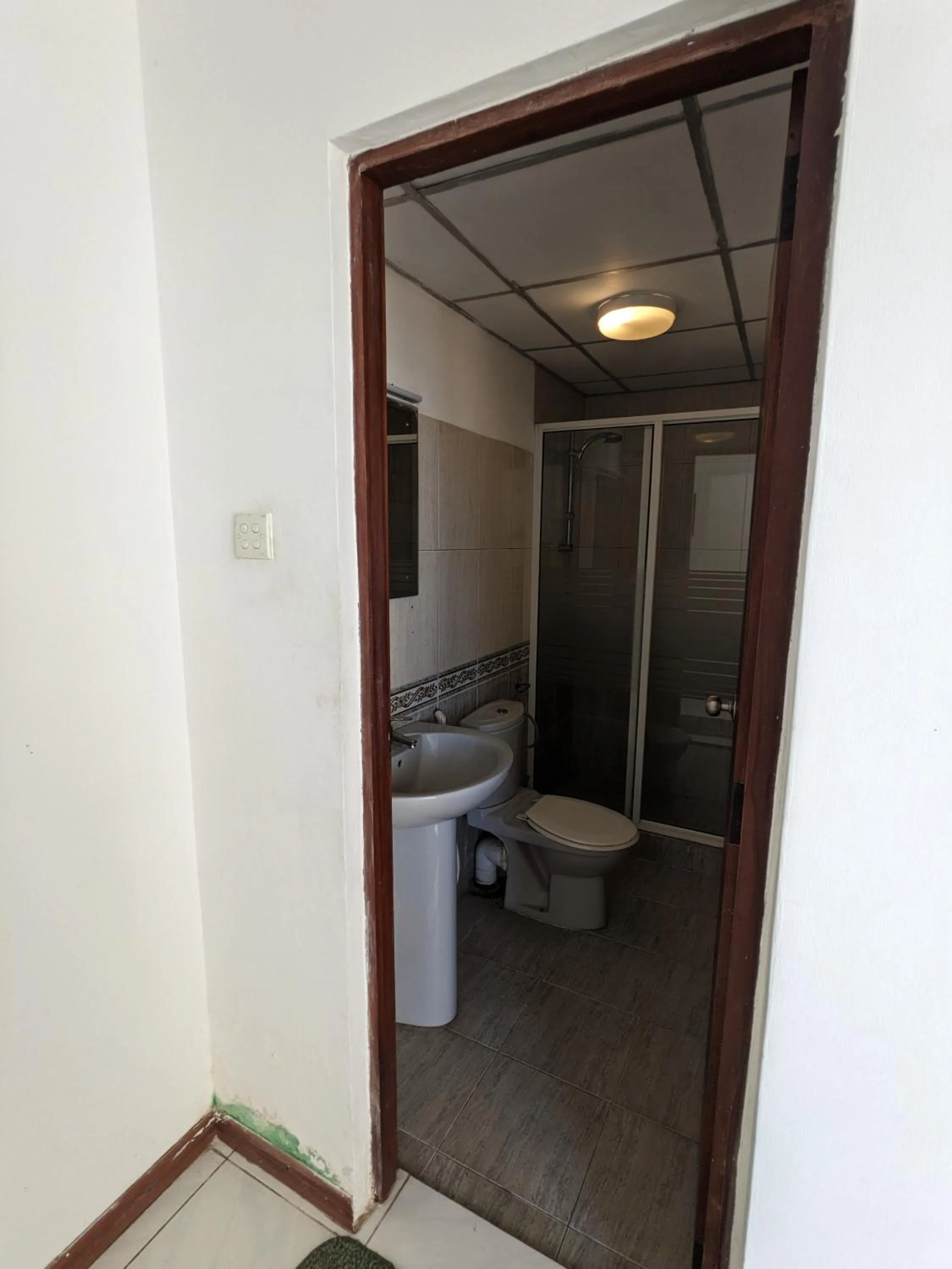 Shower in Palmyrah Residencies