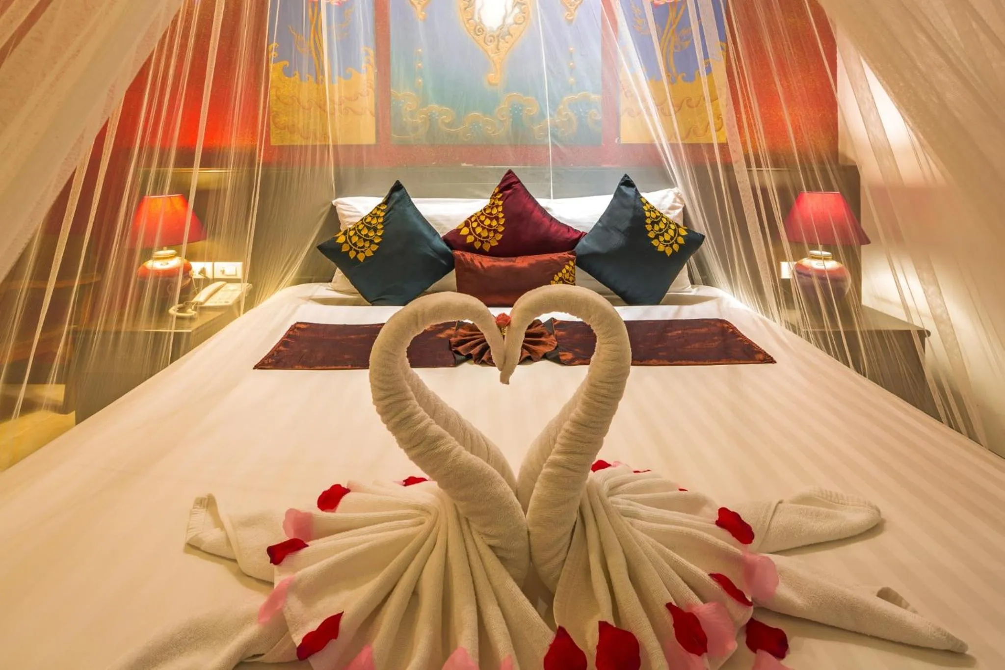 Tanawan Phuket Hotel