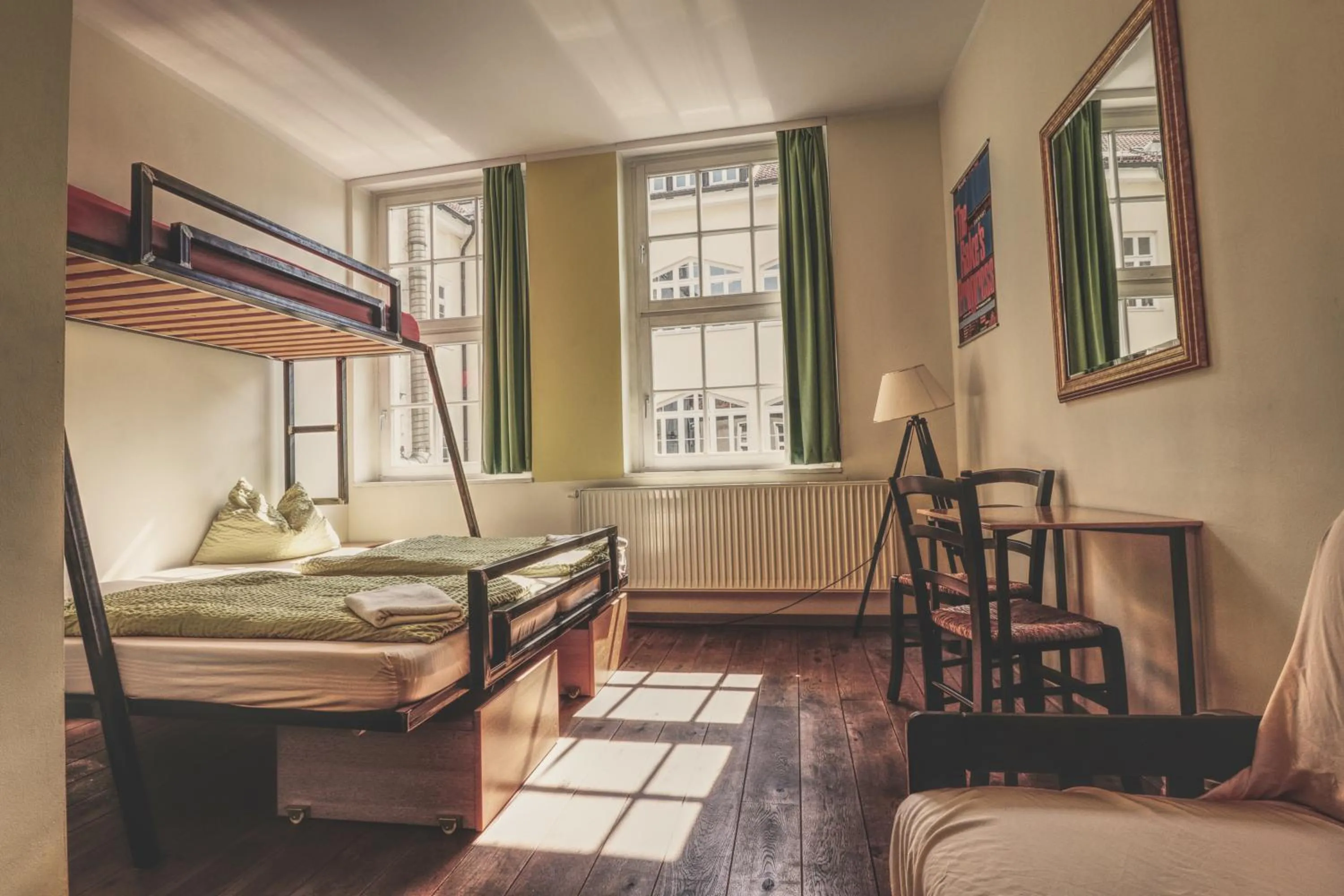 Photo of the whole room, Bed in OPERA Hostel