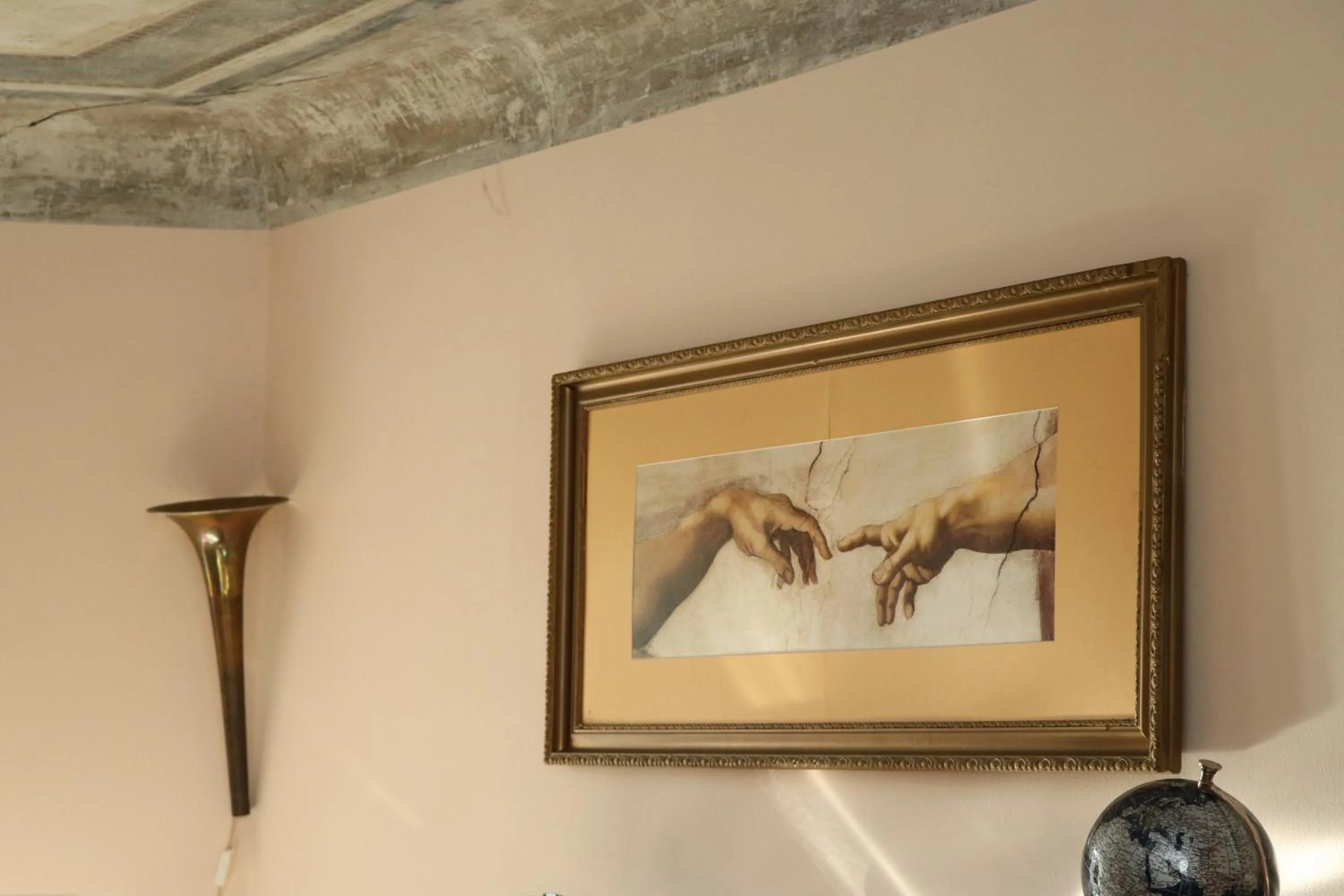 Communal kitchen in OPERA Hostel