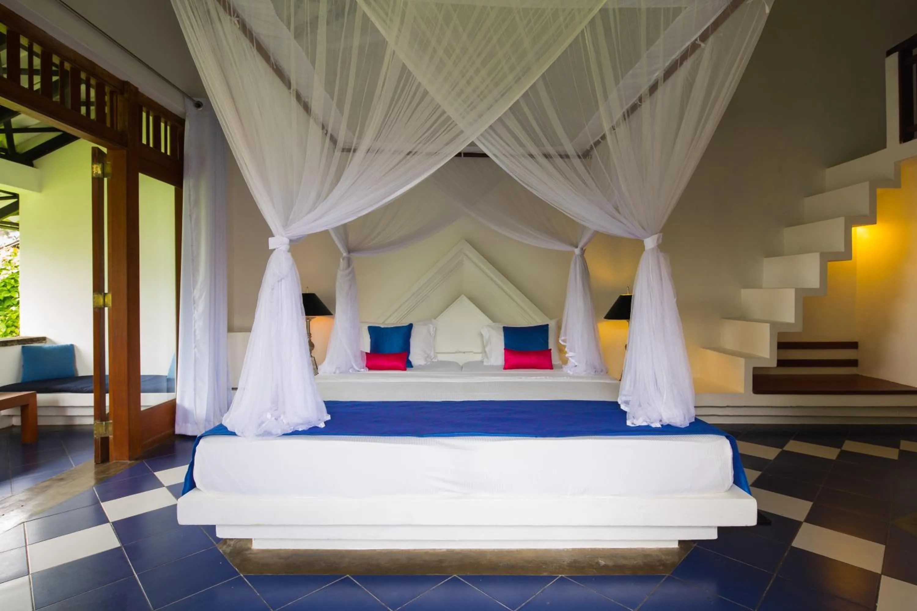 Photo of the whole room, Bed in Club Villa