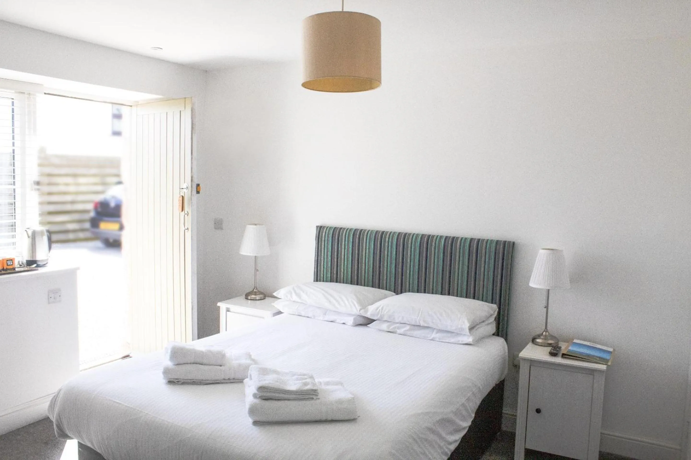 Bedroom, Bed in Cape Cornwall Club