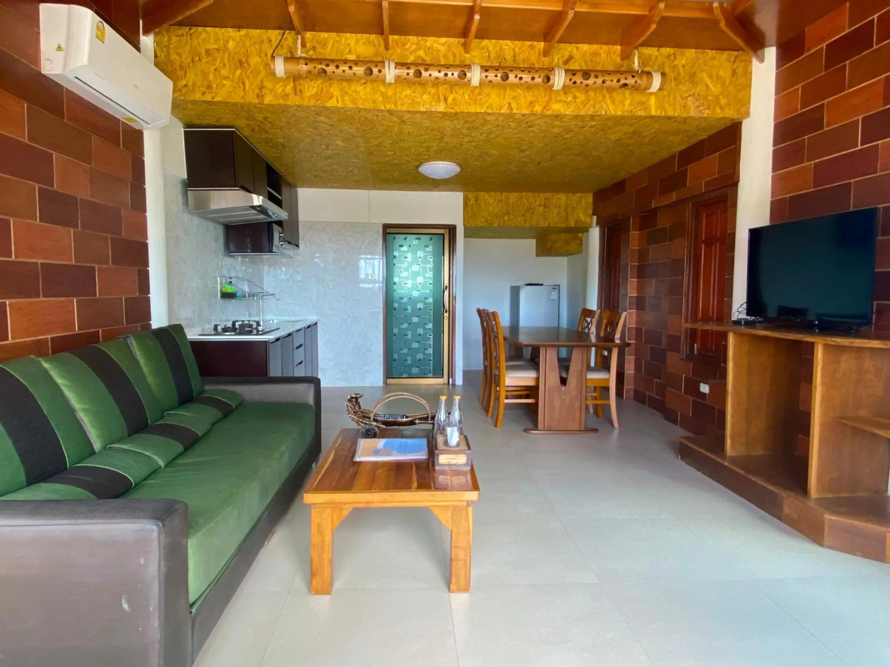 TV and multimedia in Puteri Lanta Family Villas