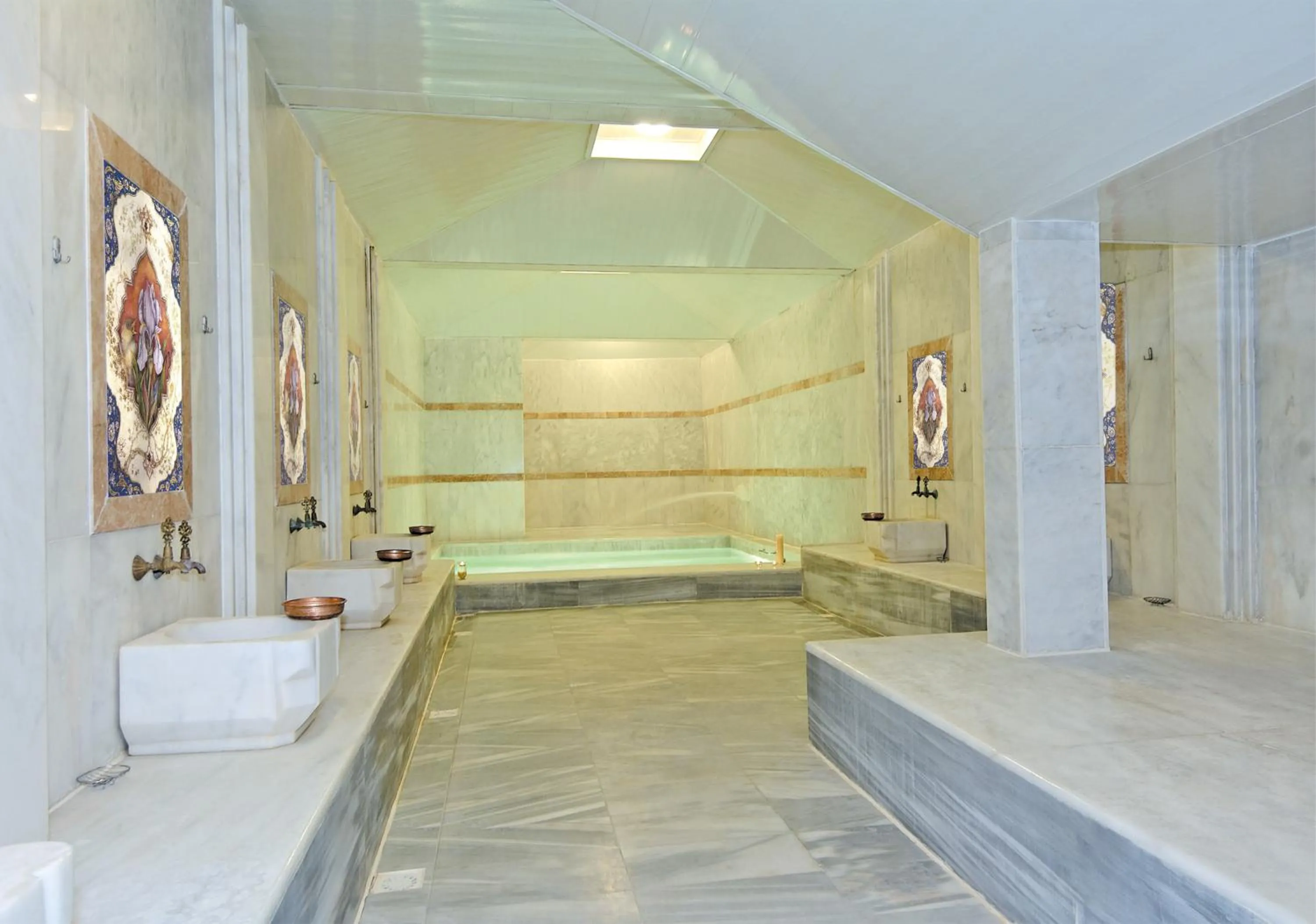 Spa and wellness centre/facilities in Formback Thermal Suit & Apart