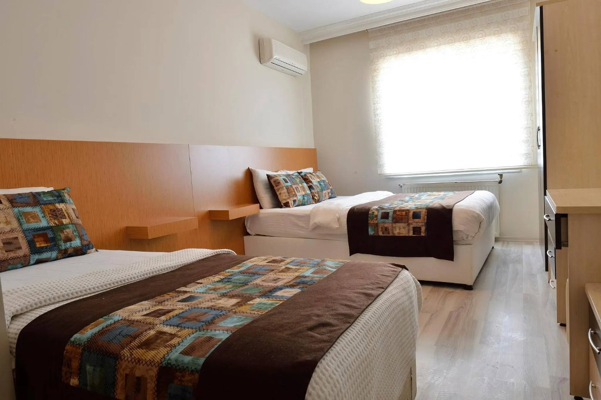 Bedroom, Bed in Formback Thermal Suit & Apart