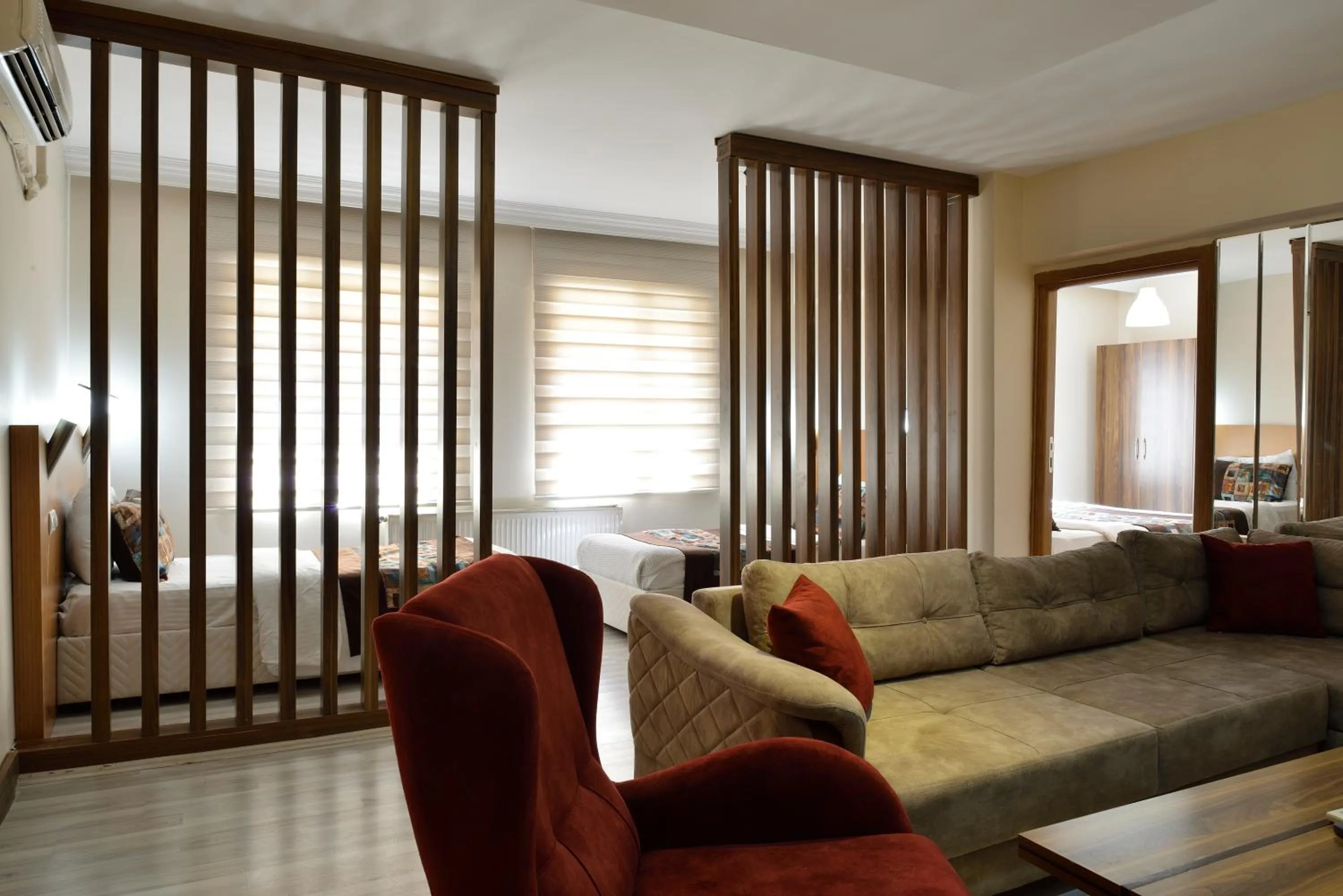 Living room in Formback Thermal Suit & Apart