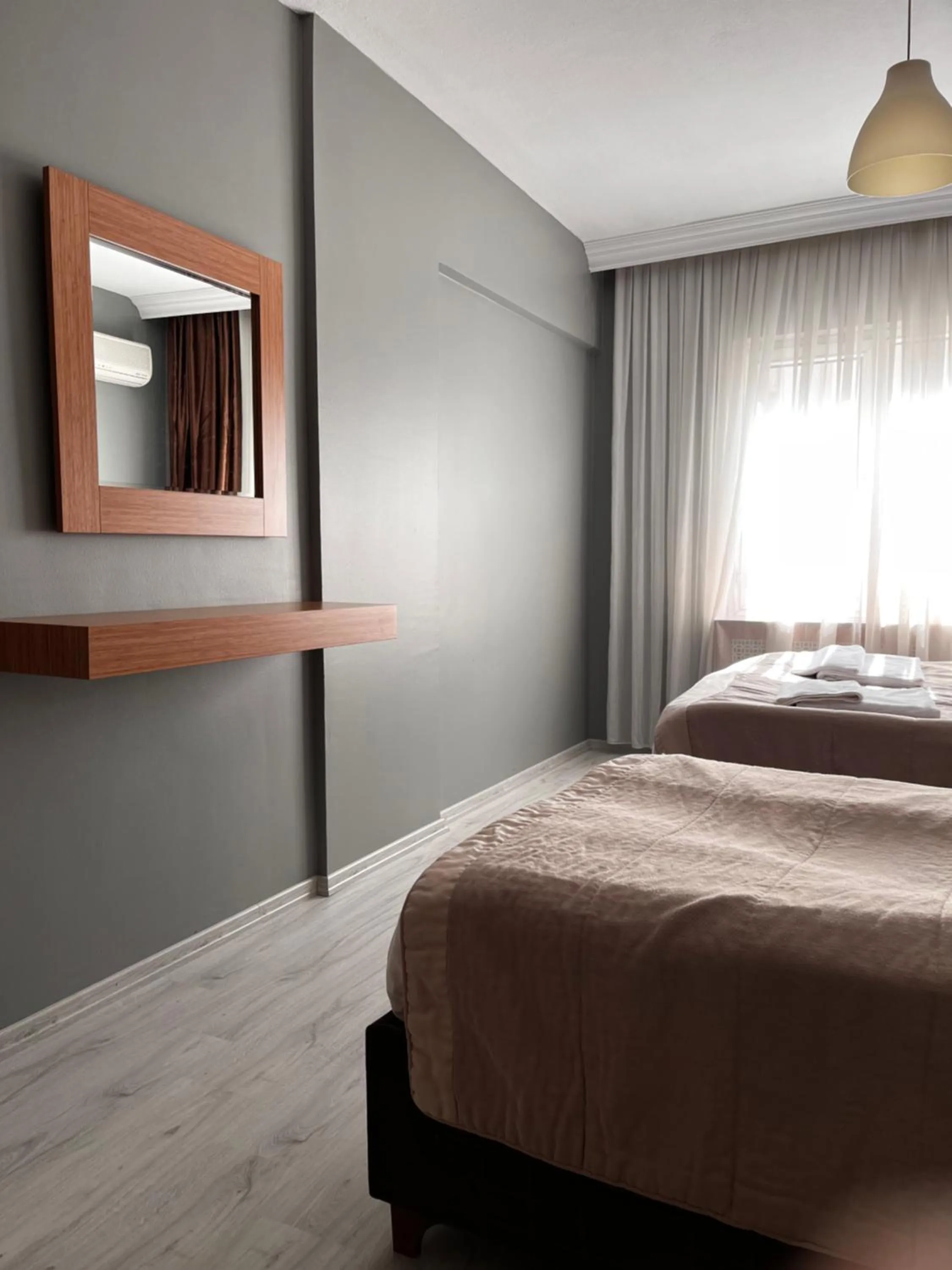 Bed in Formback Thermal Suit & Apart