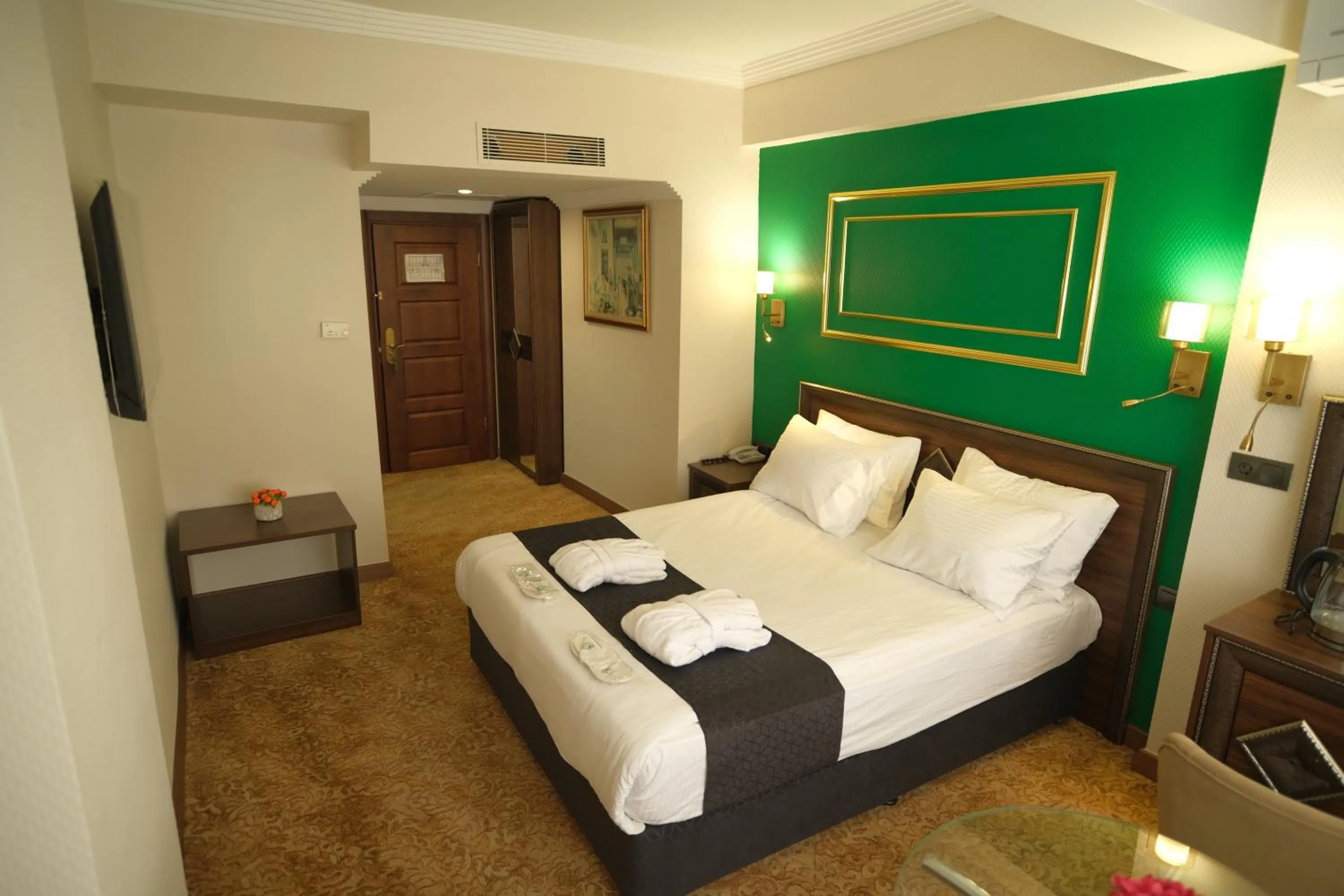 Bedroom, Bed in Malabadi Hotel