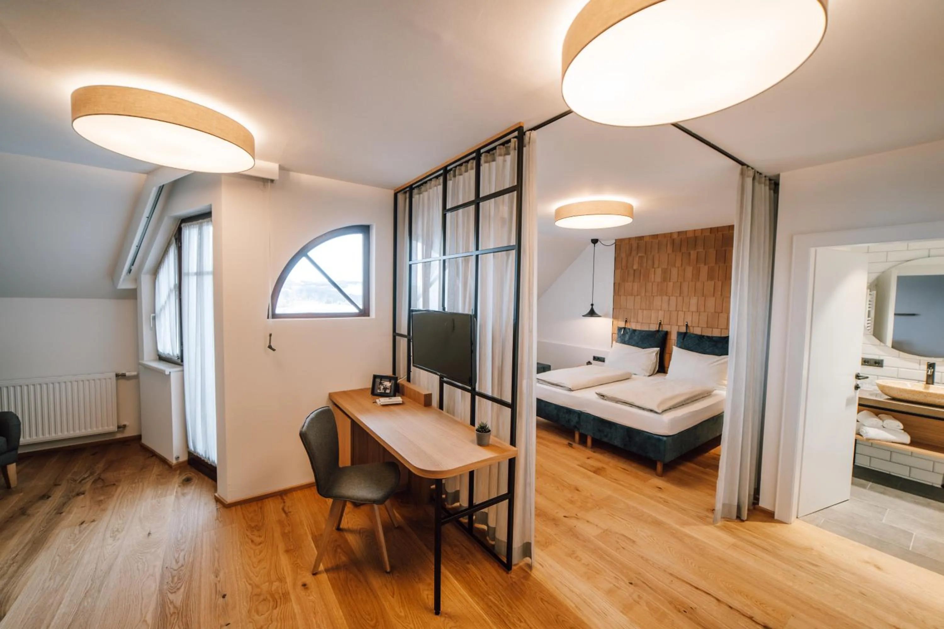 Photo of the whole room, Bed in Mein Hotel Fast