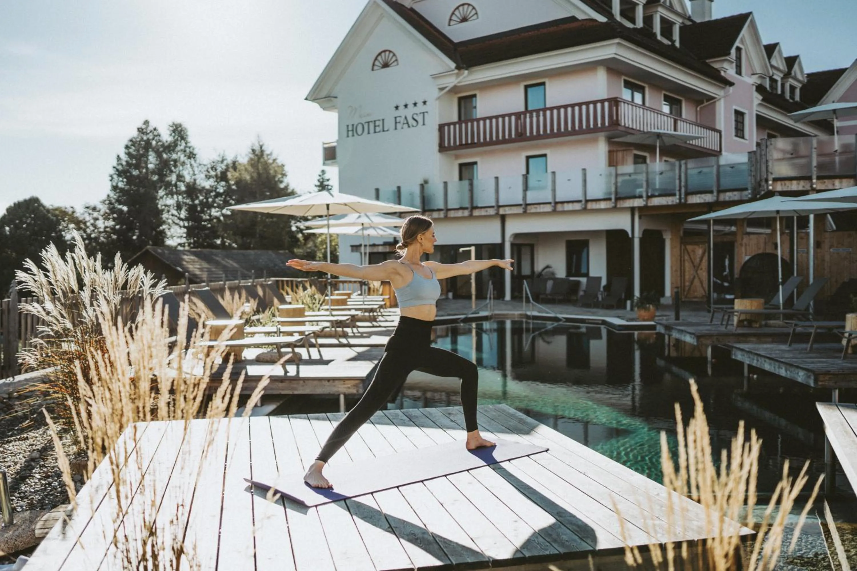 Swimming pool in Mein Hotel Fast