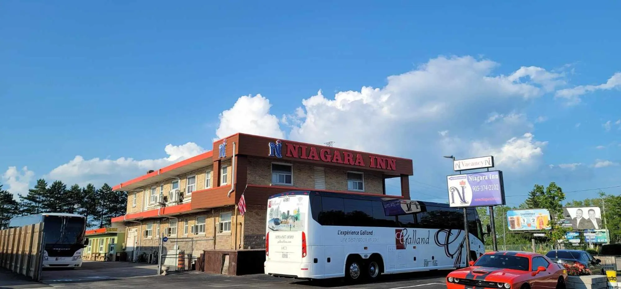 Parking in Niagara Inn