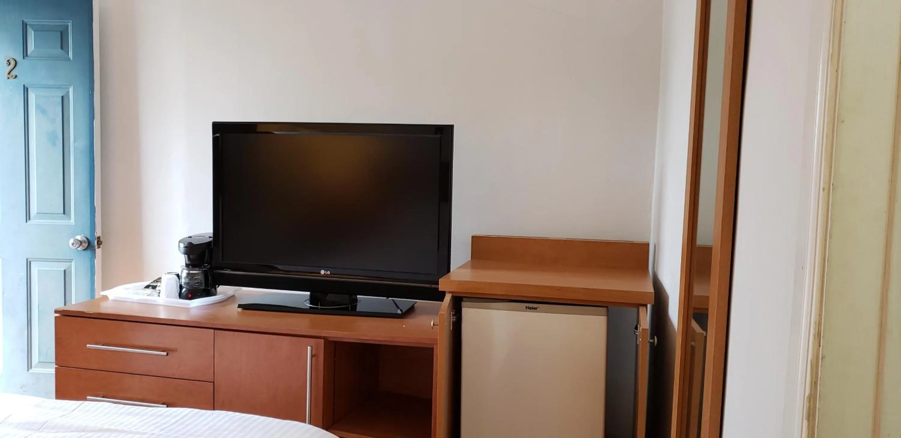 TV and multimedia in Niagara Inn