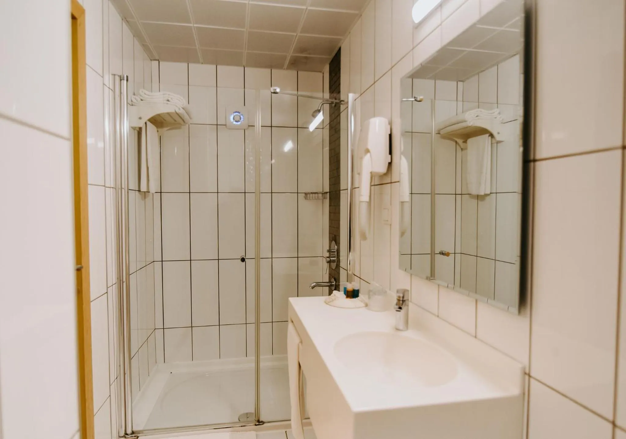 Bathroom in Horon Hotel