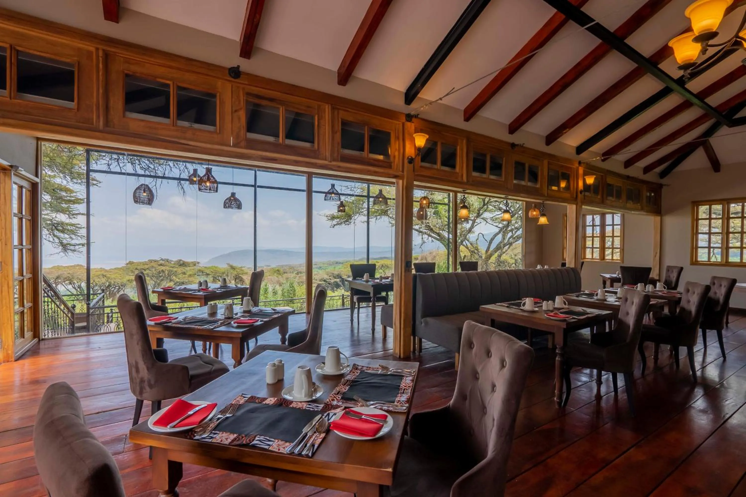 Restaurant/places to eat in Ngorongoro Lion's Paw