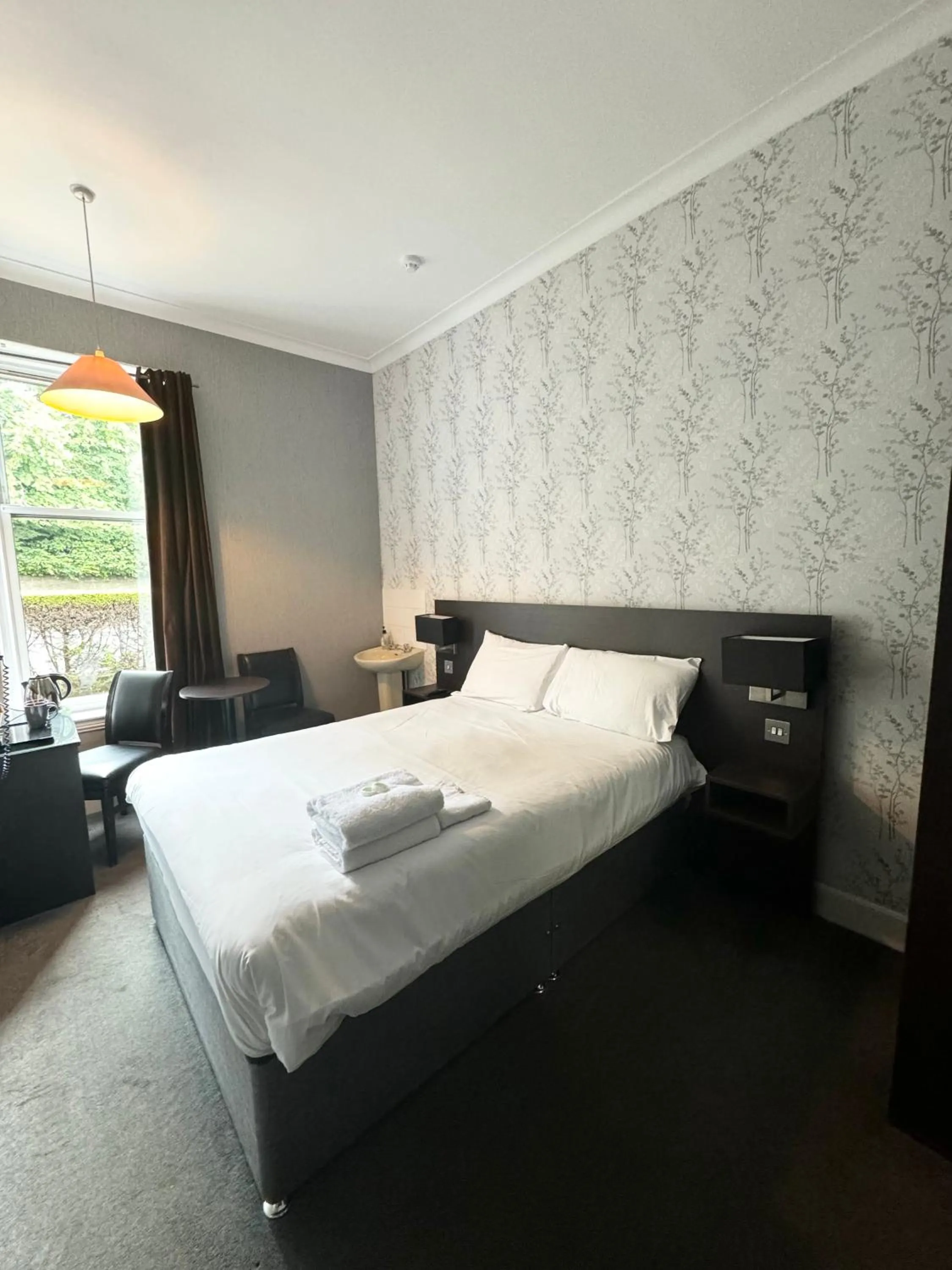 Bed in Murrayfield Park Guest House